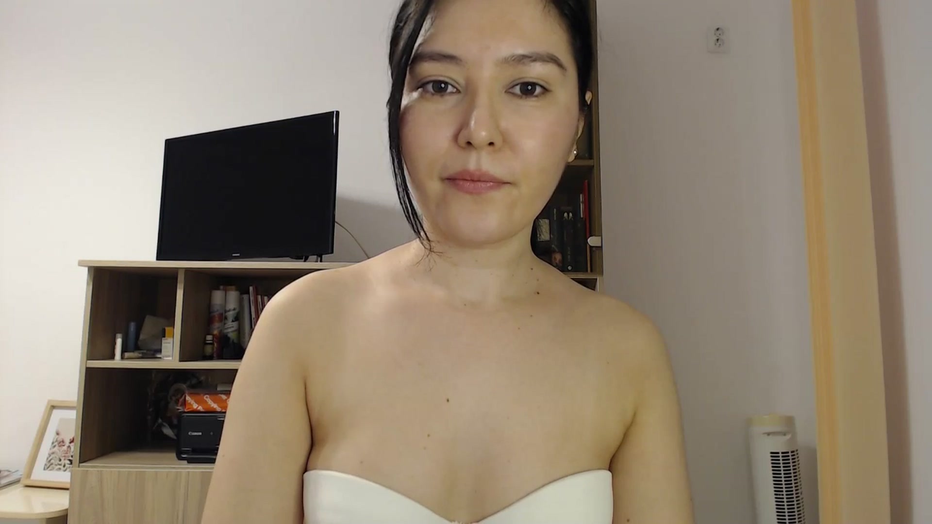 Gallery image thumbnail from SailorJupitr's myfreecams stream on, 12/23/2025, 21:29 image 4 of 20