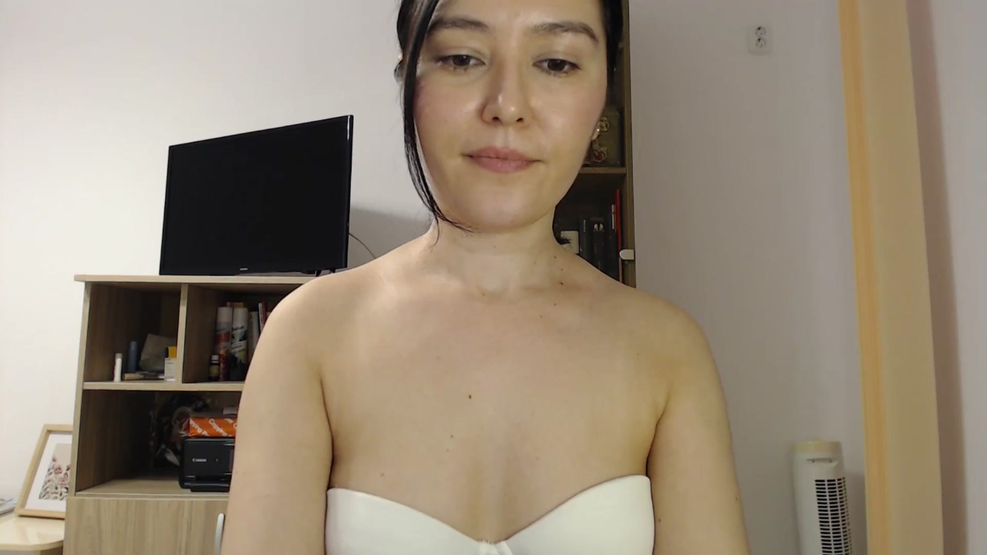 Gallery image thumbnail from SailorJupitr's myfreecams stream on, 12/23/2025, 22:45 image 19 of 20