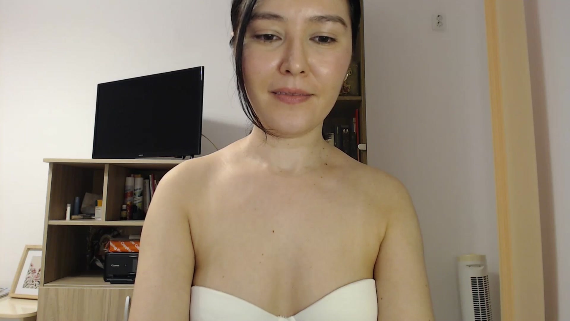 Gallery image thumbnail from SailorJupitr's myfreecams stream on, 12/23/2025, 22:45 image 8 of 20