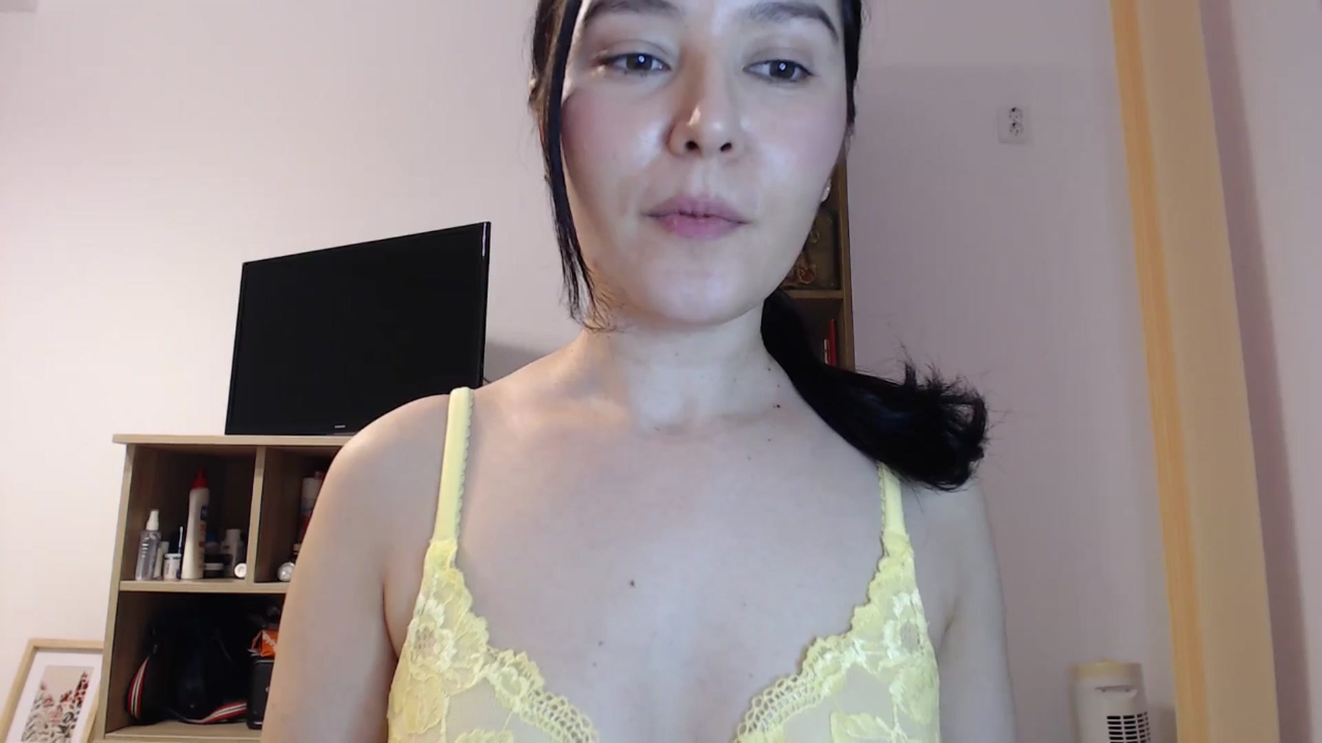 Gallery image thumbnail from SailorJupitr's myfreecams stream on, 12/26/2025, 22:19 image 10 of 20