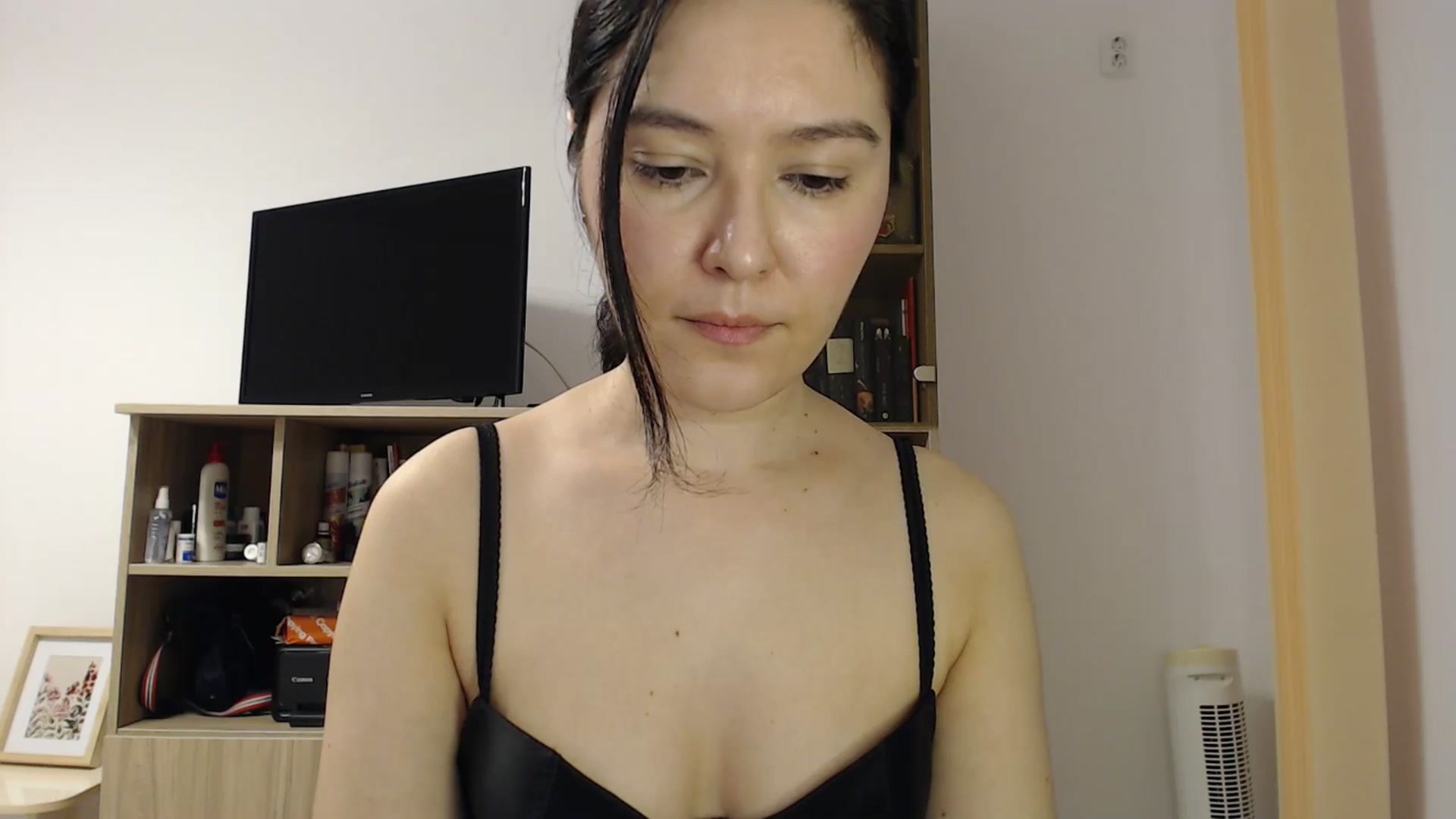 Gallery image thumbnail from SailorJupitr's myfreecams stream on, 12/27/2025, 21:35 image 8 of 20