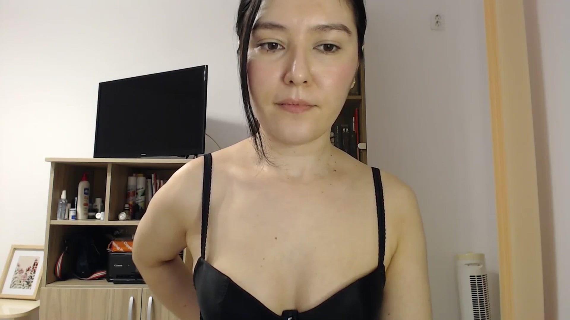 Gallery image thumbnail from SailorJupitr's myfreecams stream on, 12/27/2025, 21:35 image 6 of 20