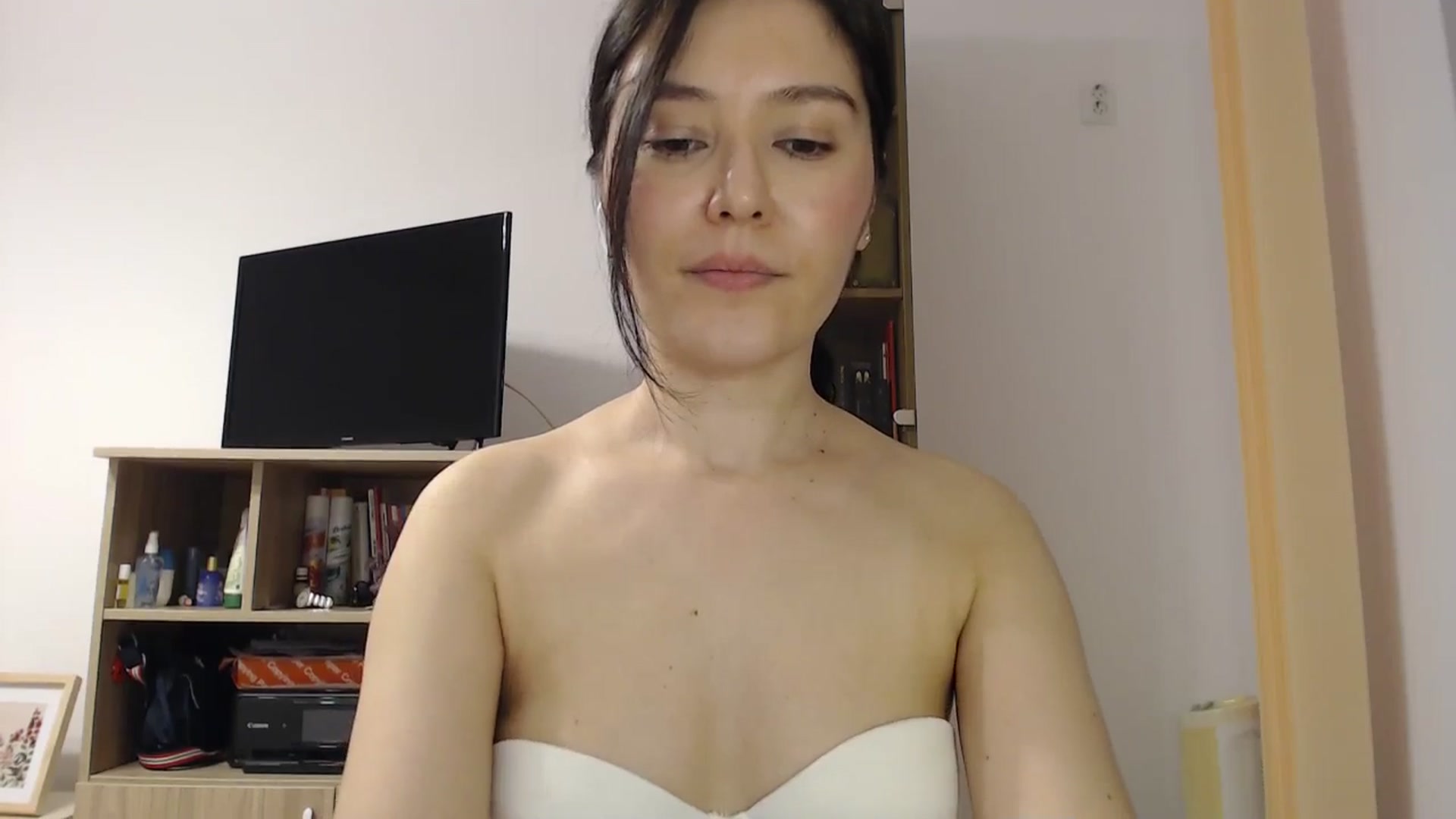 Gallery image thumbnail from SailorJupitr's myfreecams stream on, 01/13/2026, 21:40 image 17 of 20