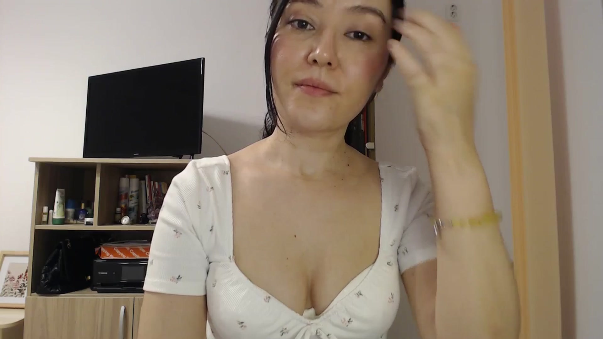 Gallery image thumbnail from SailorJupitr's myfreecams stream on, 01/22/2026, 21:52 image 12 of 20