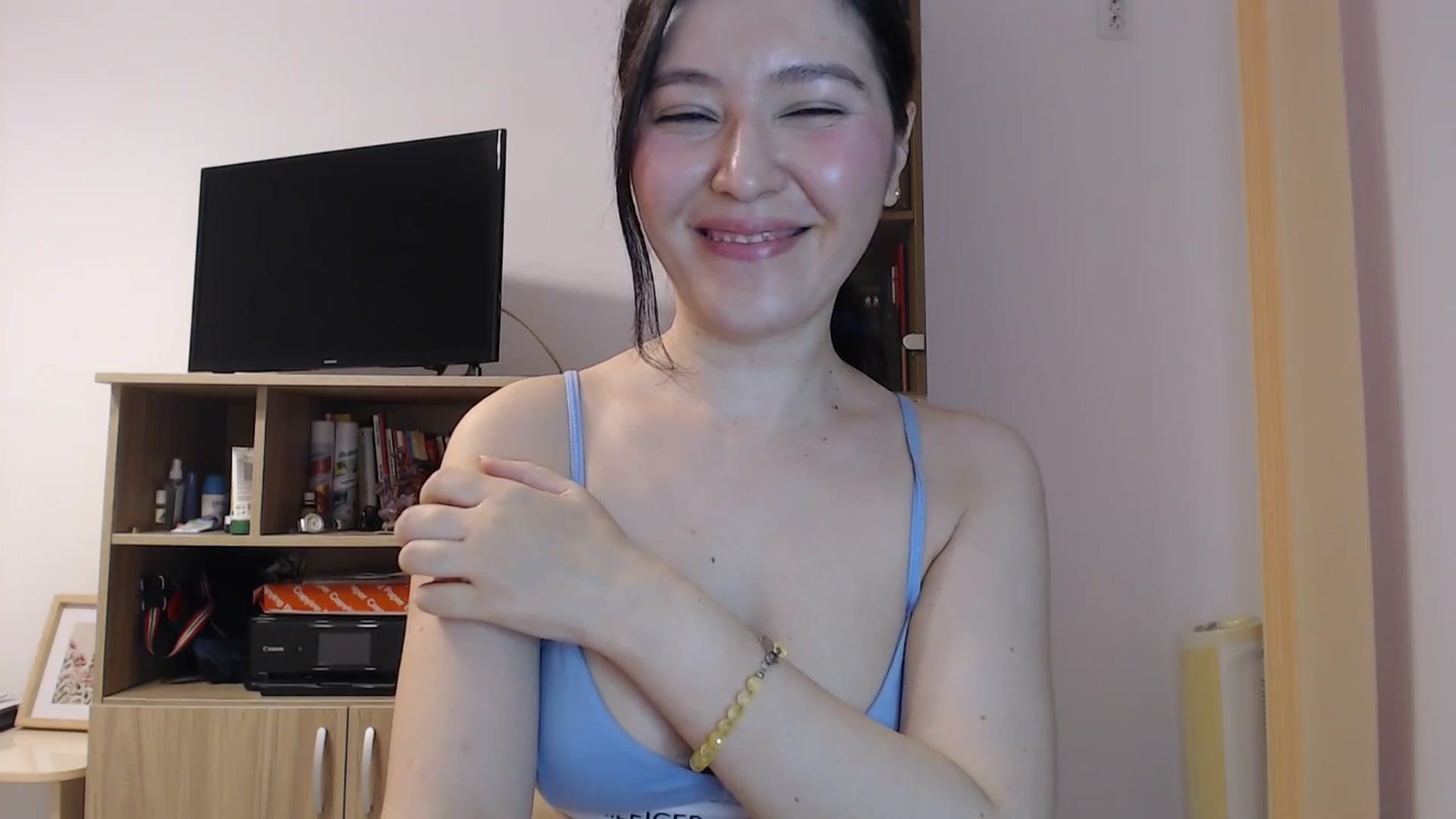Gallery image thumbnail from SailorJupitr's myfreecams stream on, 02/08/2026, 19:31 image 14 of 20
