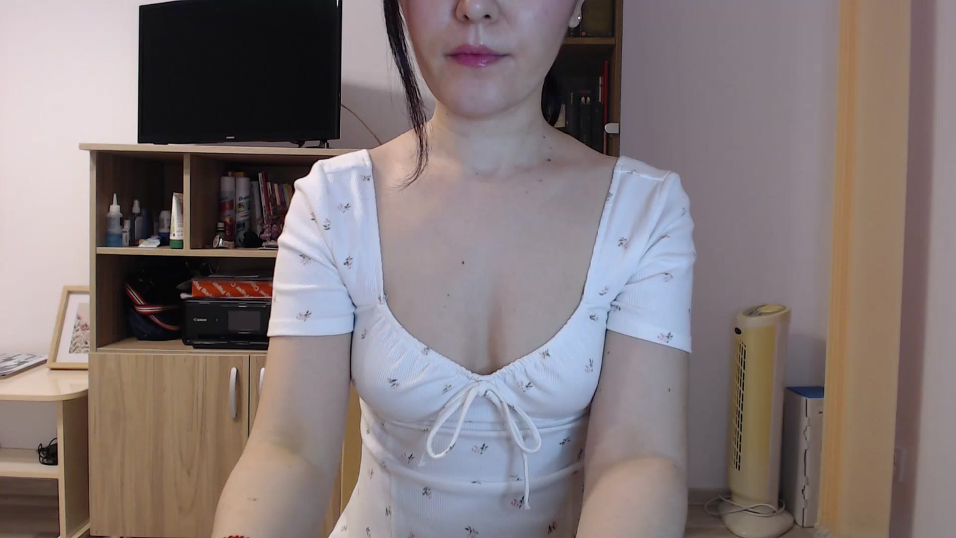 Gallery image thumbnail from SailorJupitr's myfreecams stream on, 02/18/2026, 20:53 image 6 of 20