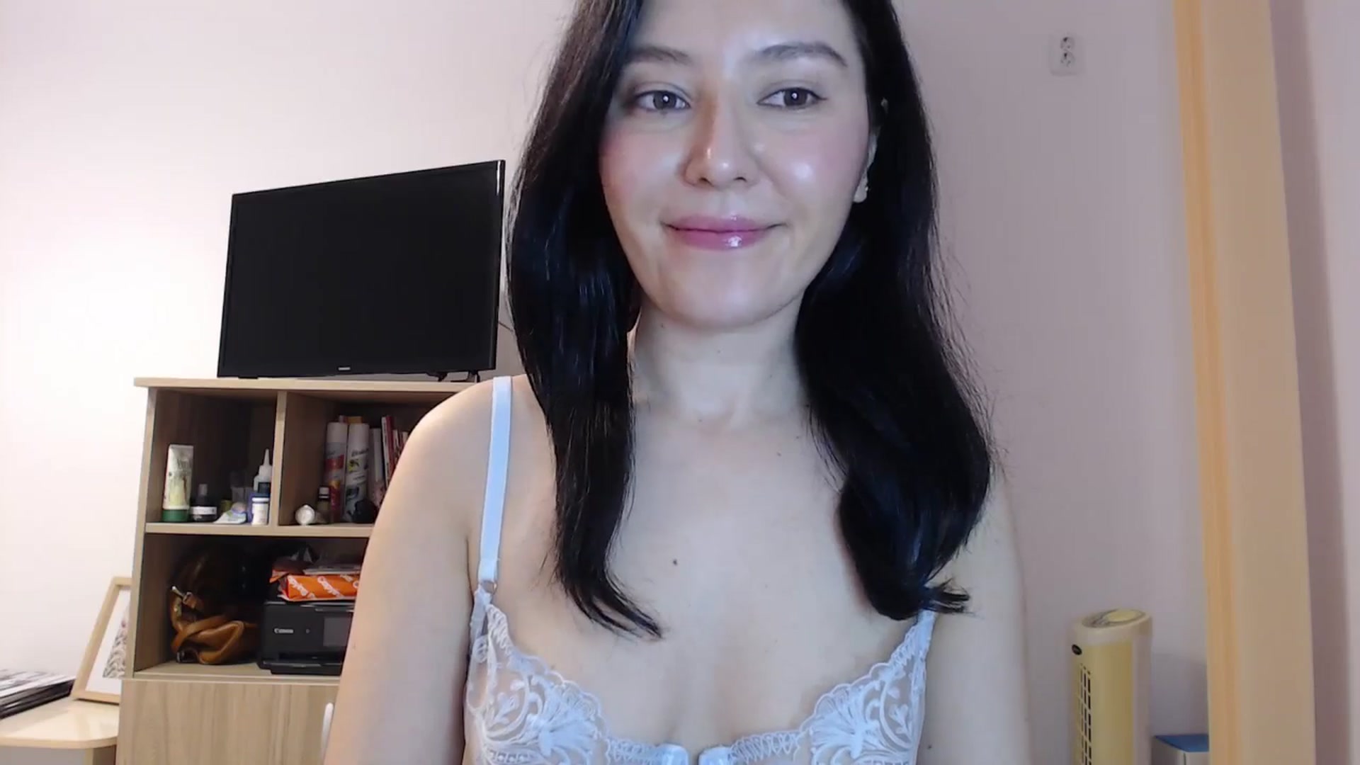 Gallery image thumbnail from SailorJupitr's myfreecams stream on, 03/01/2026, 21:01 image 2 of 20