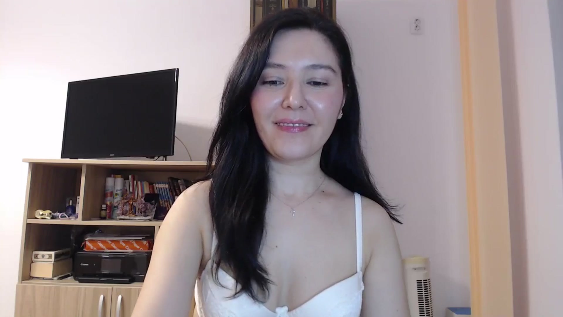 Gallery image thumbnail from SailorJupitr's myfreecams stream on, 03/18/2026, 21:36 image 11 of 20