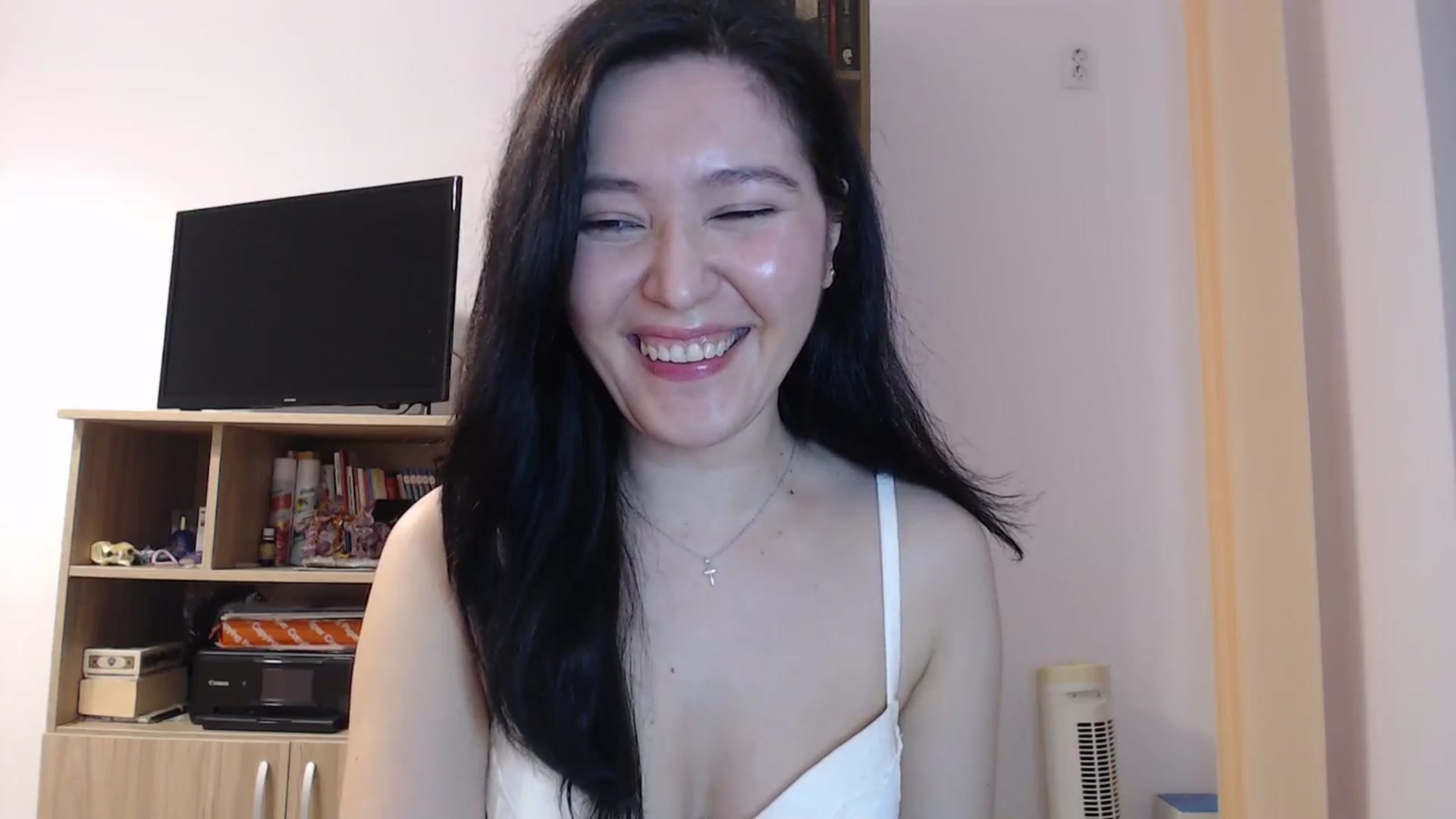 Gallery image thumbnail from SailorJupitr's myfreecams stream on, 03/18/2026, 21:36 image 12 of 20