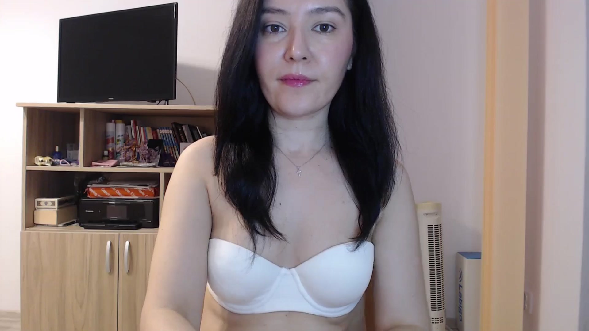 Gallery image thumbnail from SailorJupitr's myfreecams stream on, 03/26/2026, 21:03 image 6 of 20