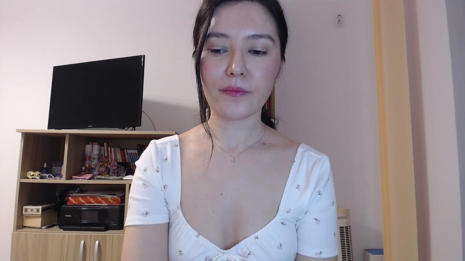 Gallery image thumbnail from SailorJupitr's myfreecams stream on, 03/28/2026, 22:15 image 19 of 20