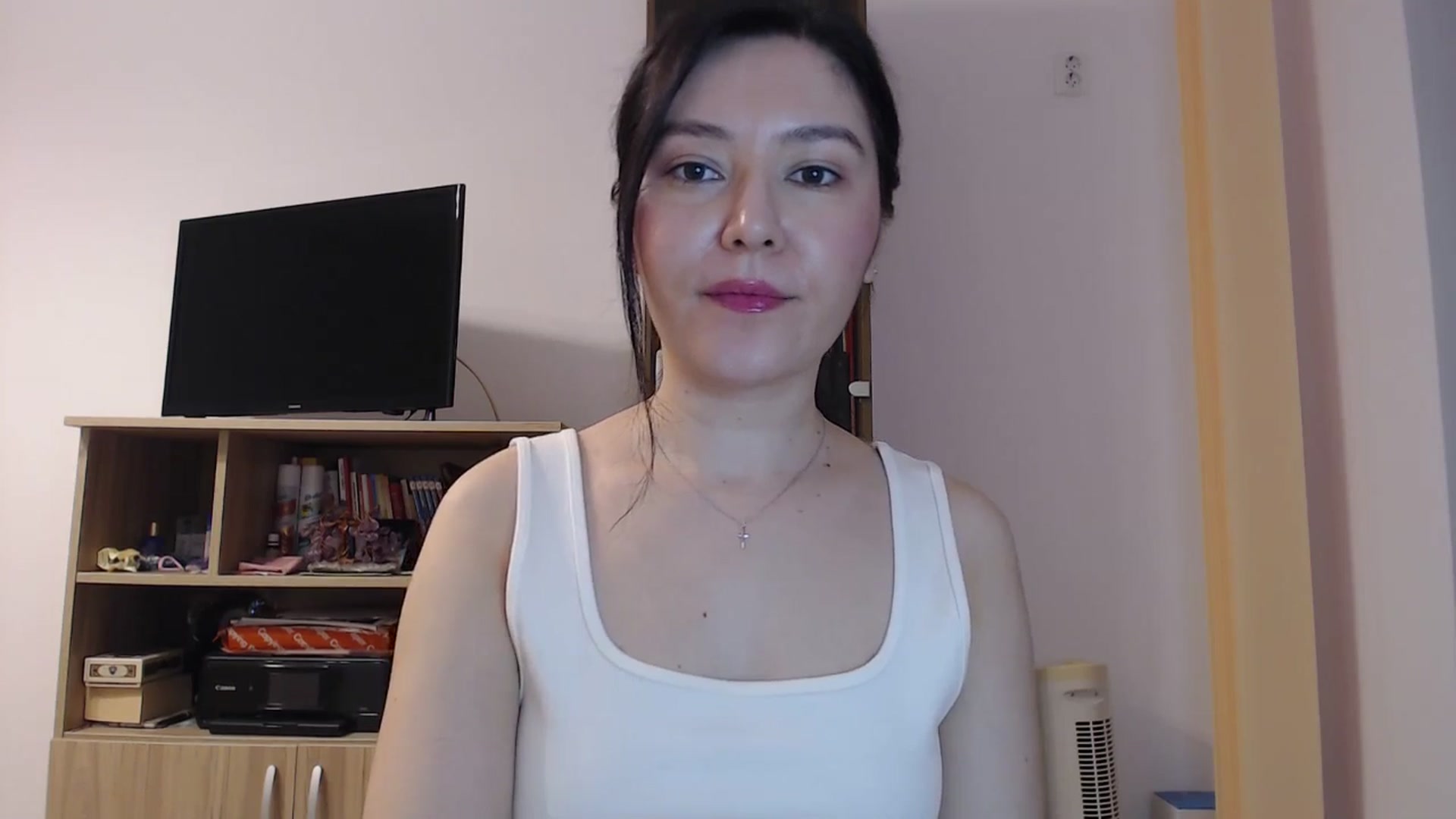 Gallery image thumbnail from SailorJupitr's myfreecams stream on, 04/01/2026, 20:14 image 4 of 20