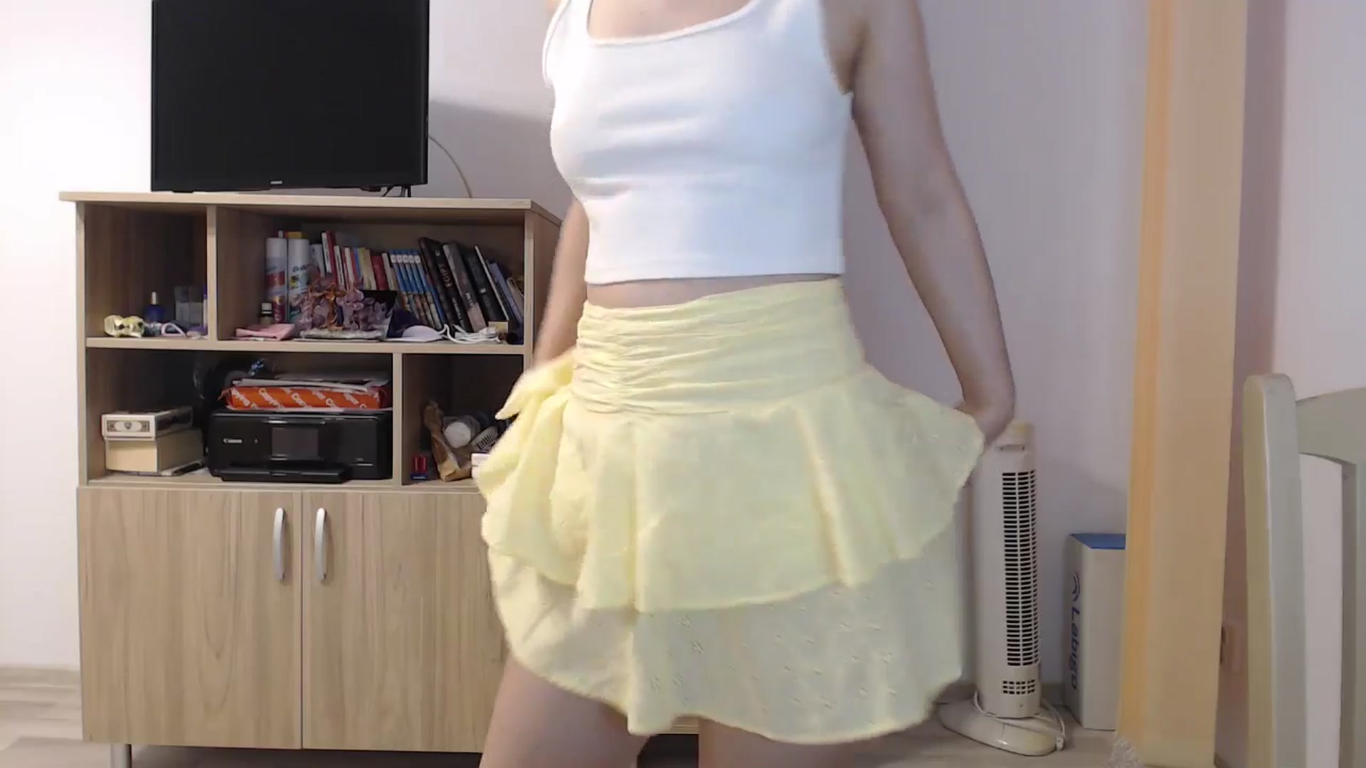 Gallery image thumbnail from SailorJupitr's myfreecams stream on, 04/01/2026, 20:14 image 6 of 20