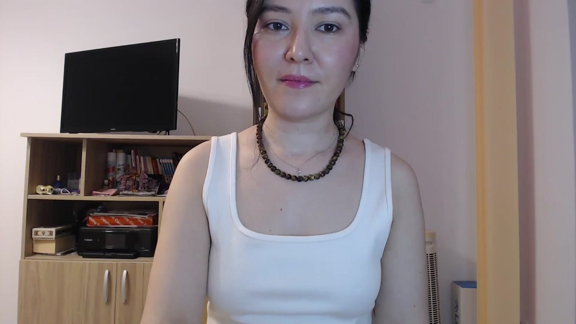 Gallery image thumbnail from SailorJupitr's myfreecams stream on, 04/01/2026, 21:00 image 8 of 20