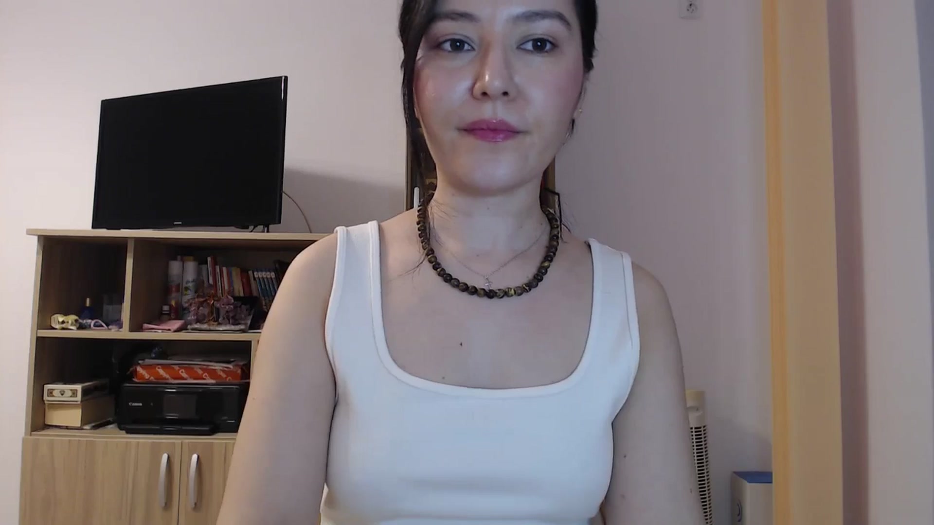 Gallery image thumbnail from SailorJupitr's myfreecams stream on, 04/01/2026, 21:00 image 16 of 20