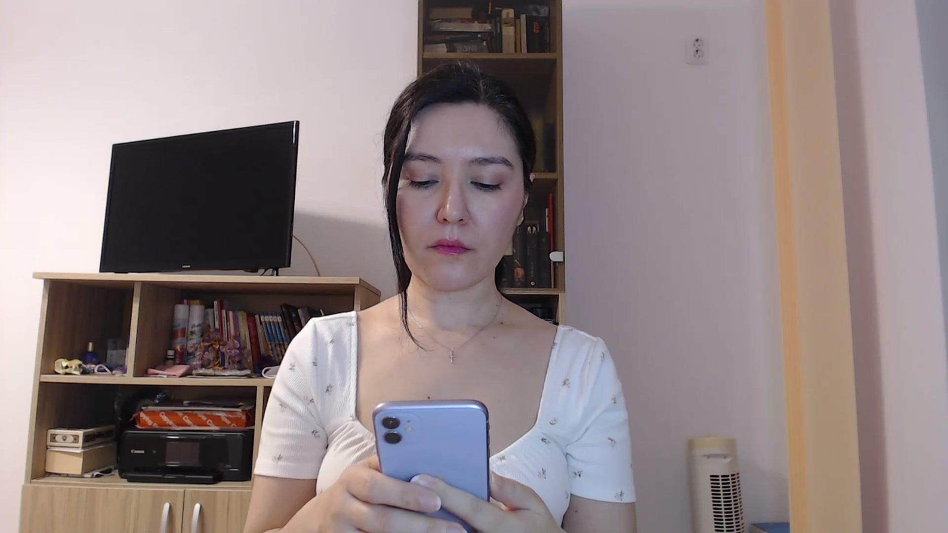 Gallery image thumbnail from SailorJupitr's myfreecams stream on, 04/04/2026, 19:59 image 16 of 20