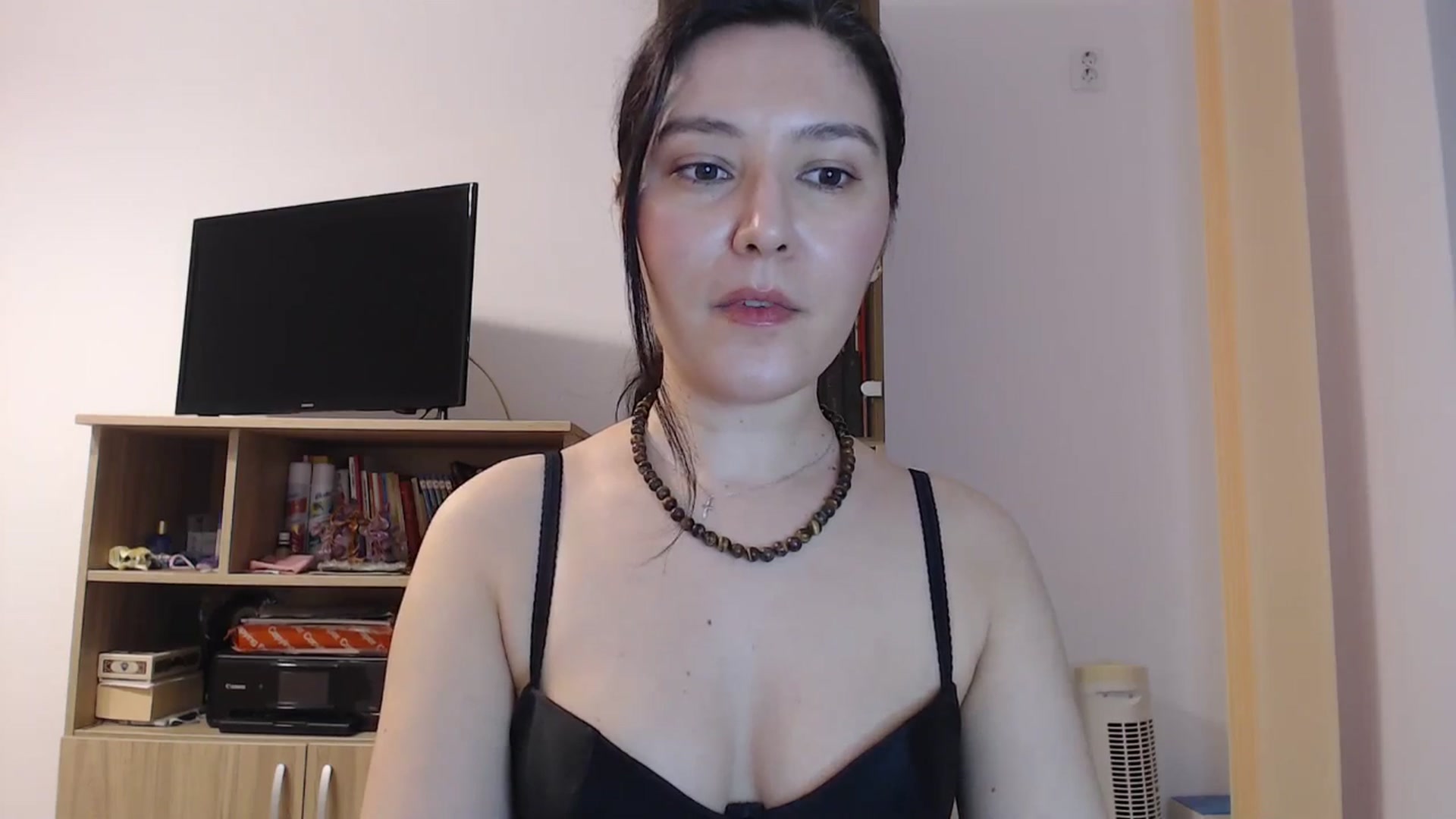 Gallery image thumbnail from SailorJupitr's myfreecams stream on, 04/05/2026, 20:16 image 4 of 20