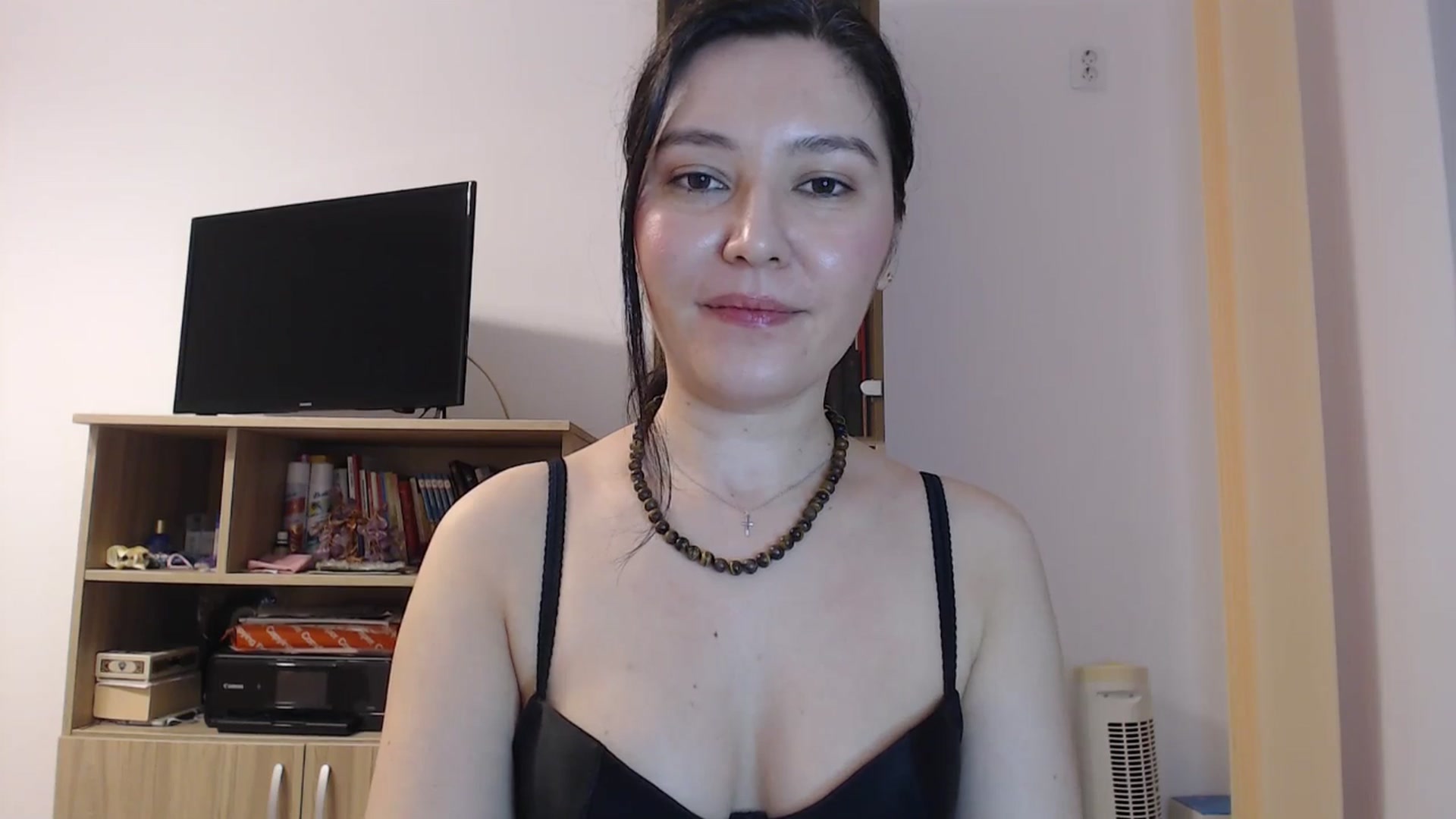 Gallery image thumbnail from SailorJupitr's myfreecams stream on, 04/05/2026, 20:16 image 16 of 20