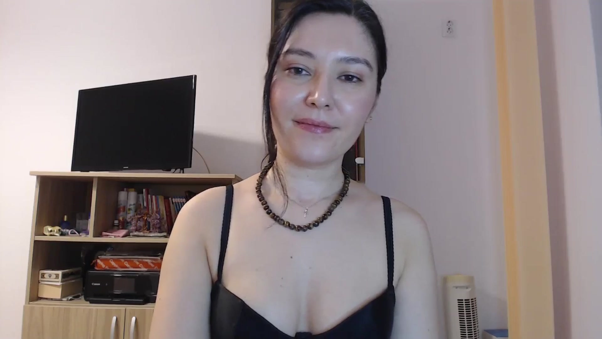 Gallery image thumbnail from SailorJupitr's myfreecams stream on, 04/05/2026, 20:16 image 12 of 20
