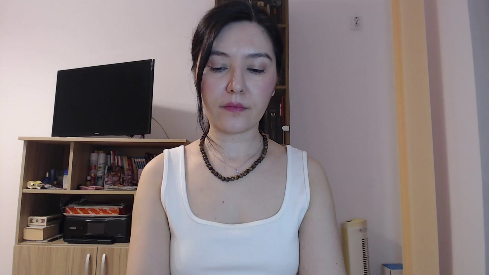 Gallery image thumbnail from SailorJupitr's myfreecams stream on, 04/09/2026, 21:09 image 2 of 20