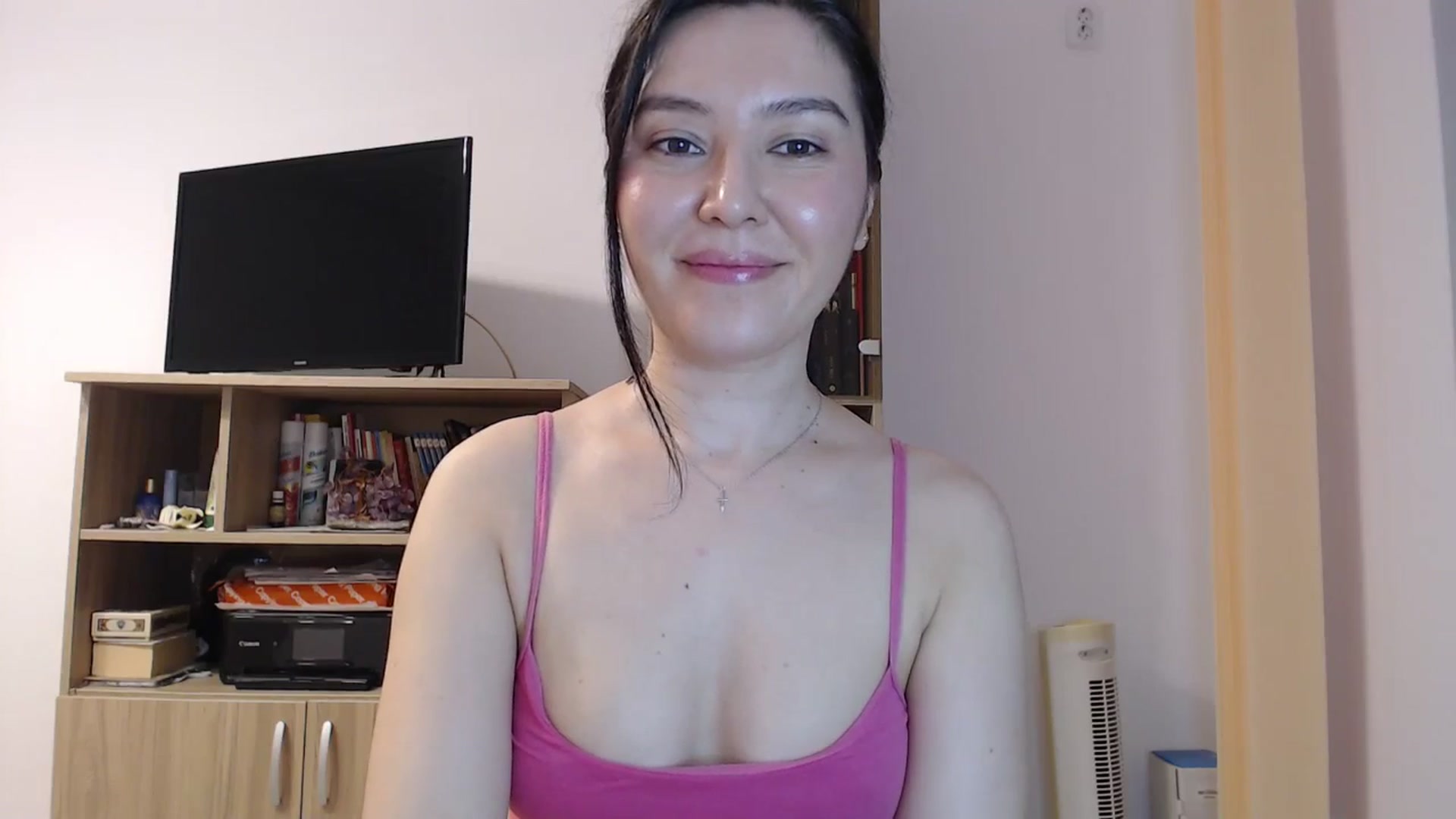 Gallery image thumbnail from SailorJupitr's myfreecams stream on, 04/21/2026, 21:34 image 9 of 20