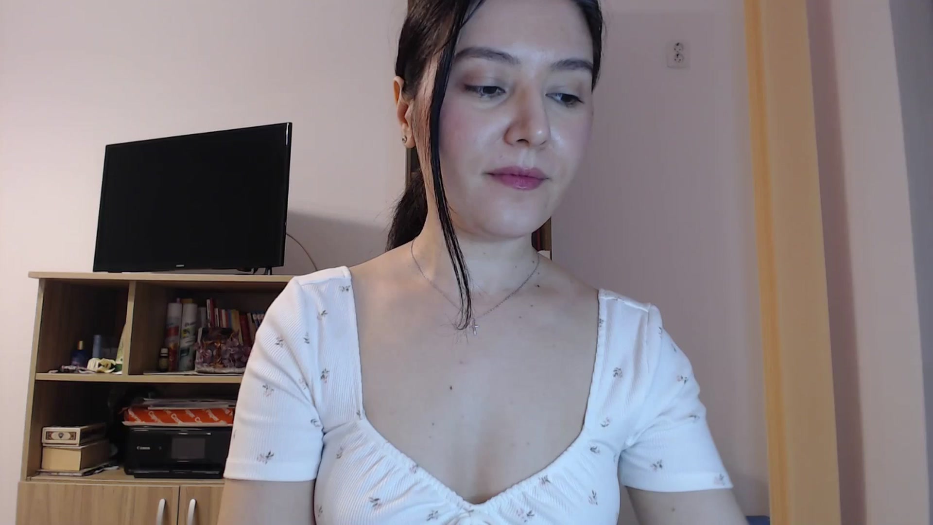 Gallery image thumbnail from SailorJupitr's myfreecams stream on, 04/23/2026, 21:10 image 1 of 20