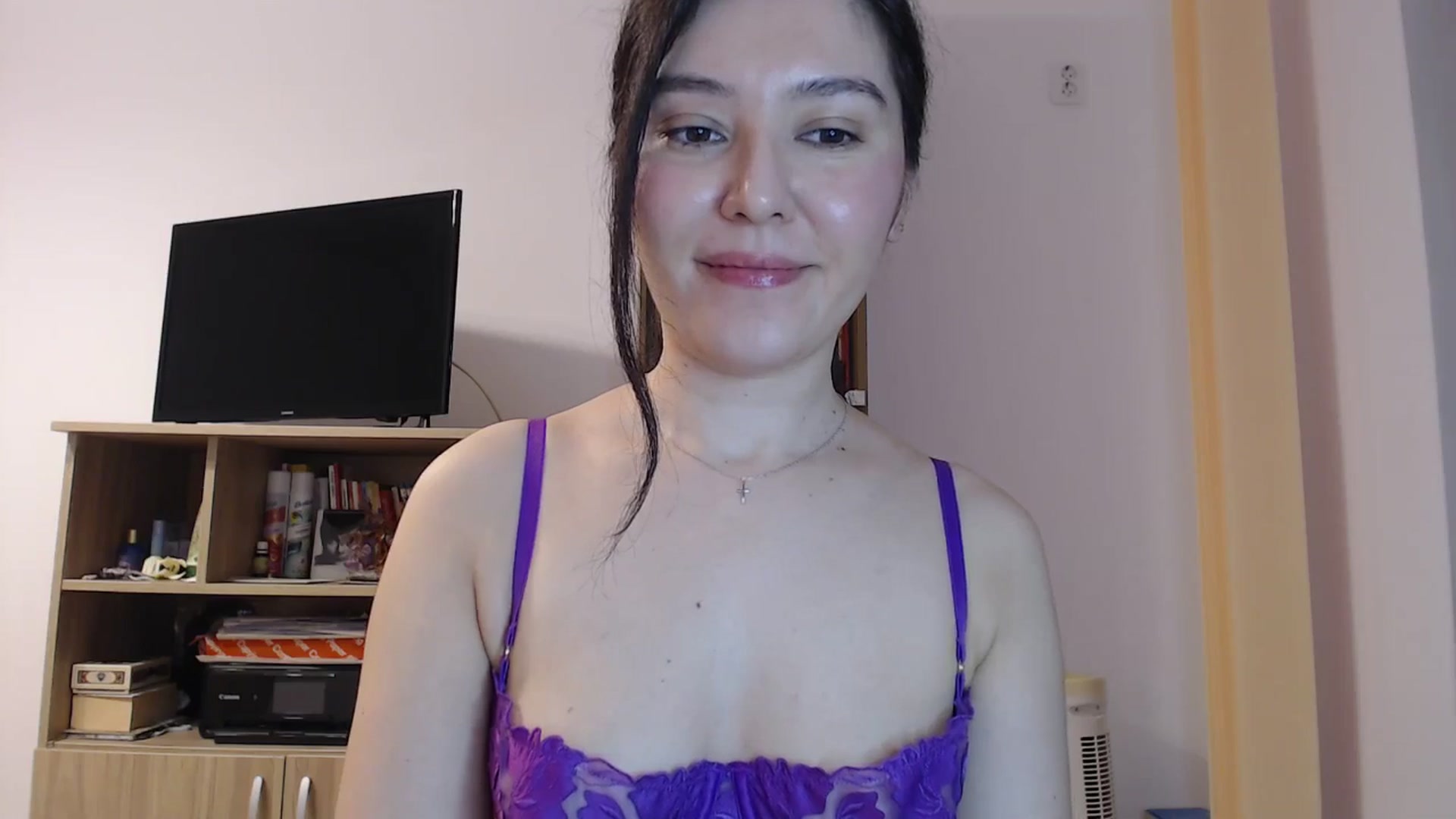 Gallery image thumbnail from SailorJupitr's myfreecams stream on, 04/25/2026, 20:42 image 9 of 20