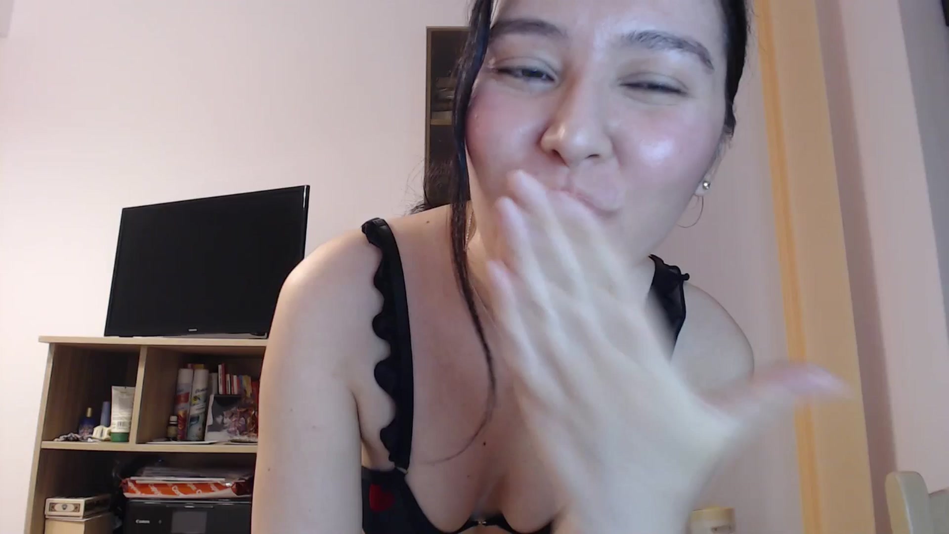 Gallery image thumbnail from SailorJupitr's myfreecams stream on, 05/01/2026, 20:59 image 7 of 20