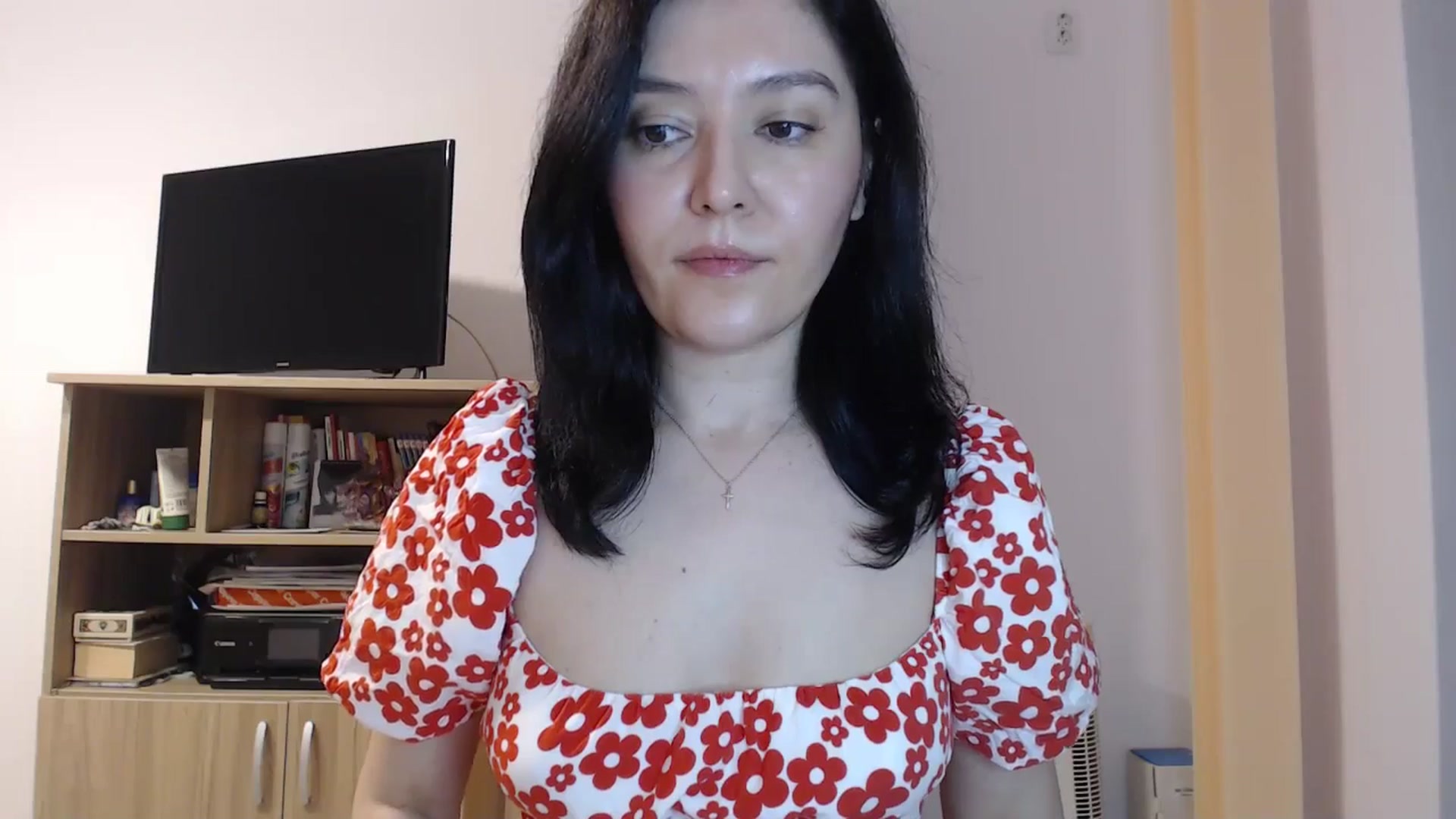 Gallery image thumbnail from SailorJupitr's myfreecams stream on, 05/05/2026, 20:08 image 19 of 20