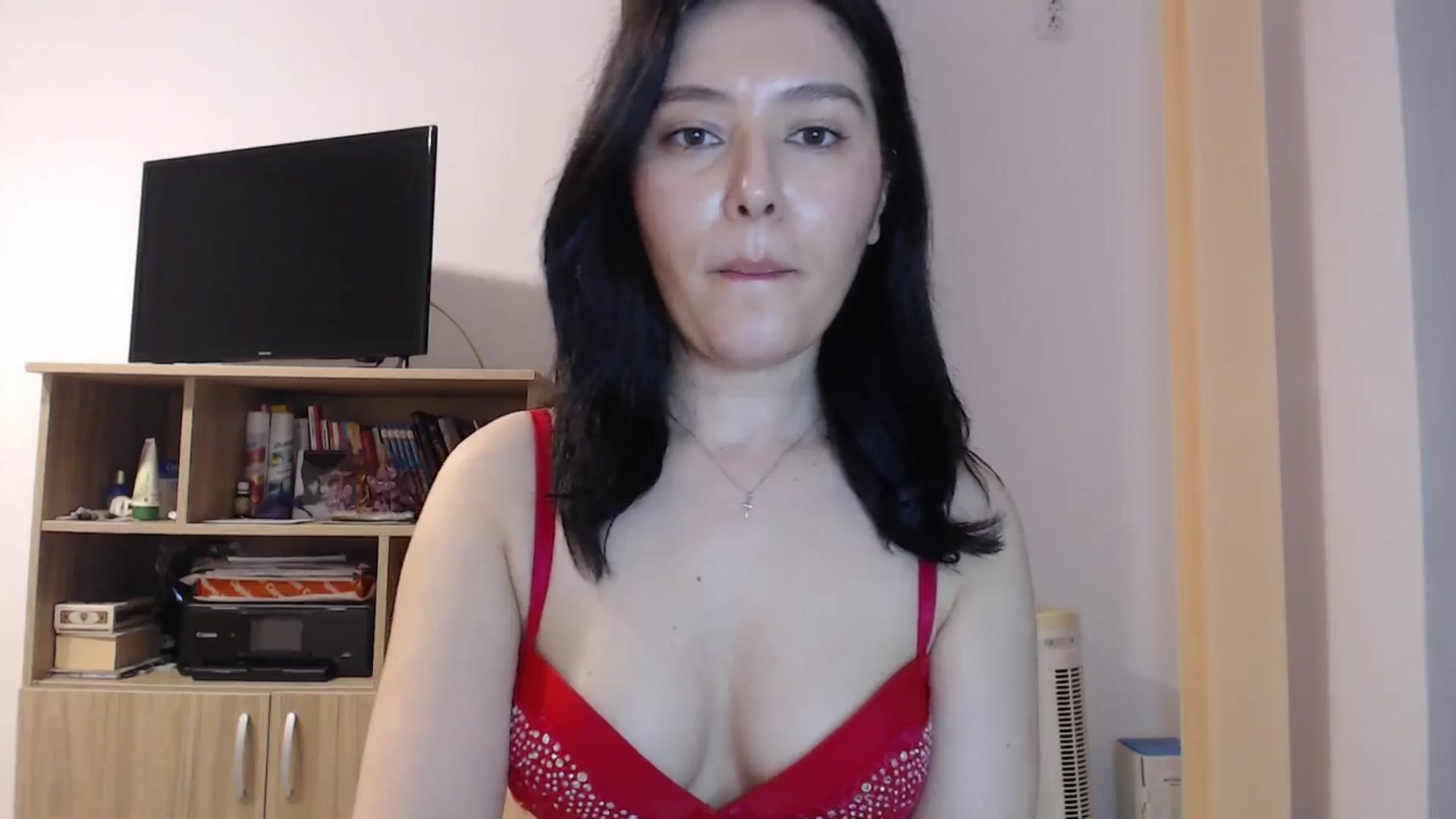 Gallery image thumbnail from SailorJupitr's myfreecams stream on, 05/06/2026, 21:22 image 14 of 20