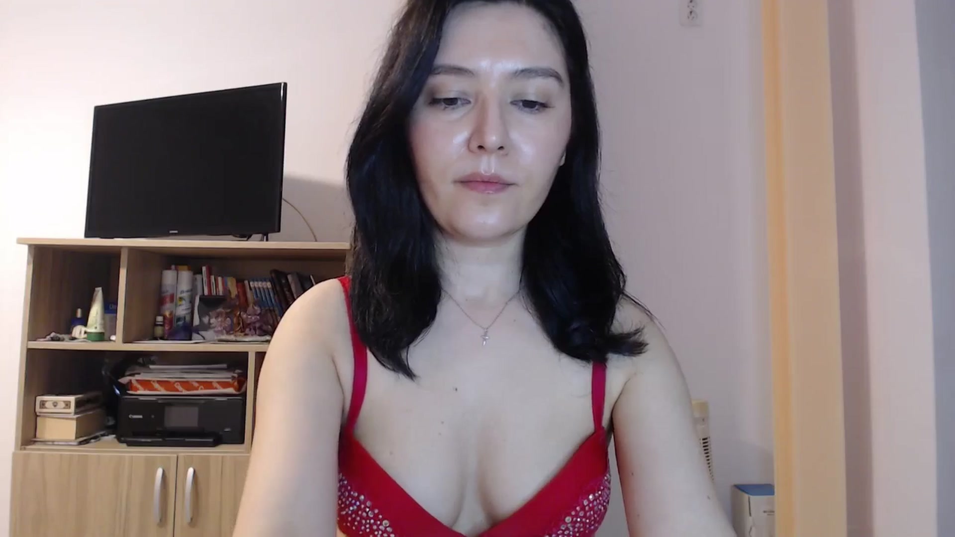 Gallery image thumbnail from SailorJupitr's myfreecams stream on, 05/06/2026, 21:22 image 16 of 20