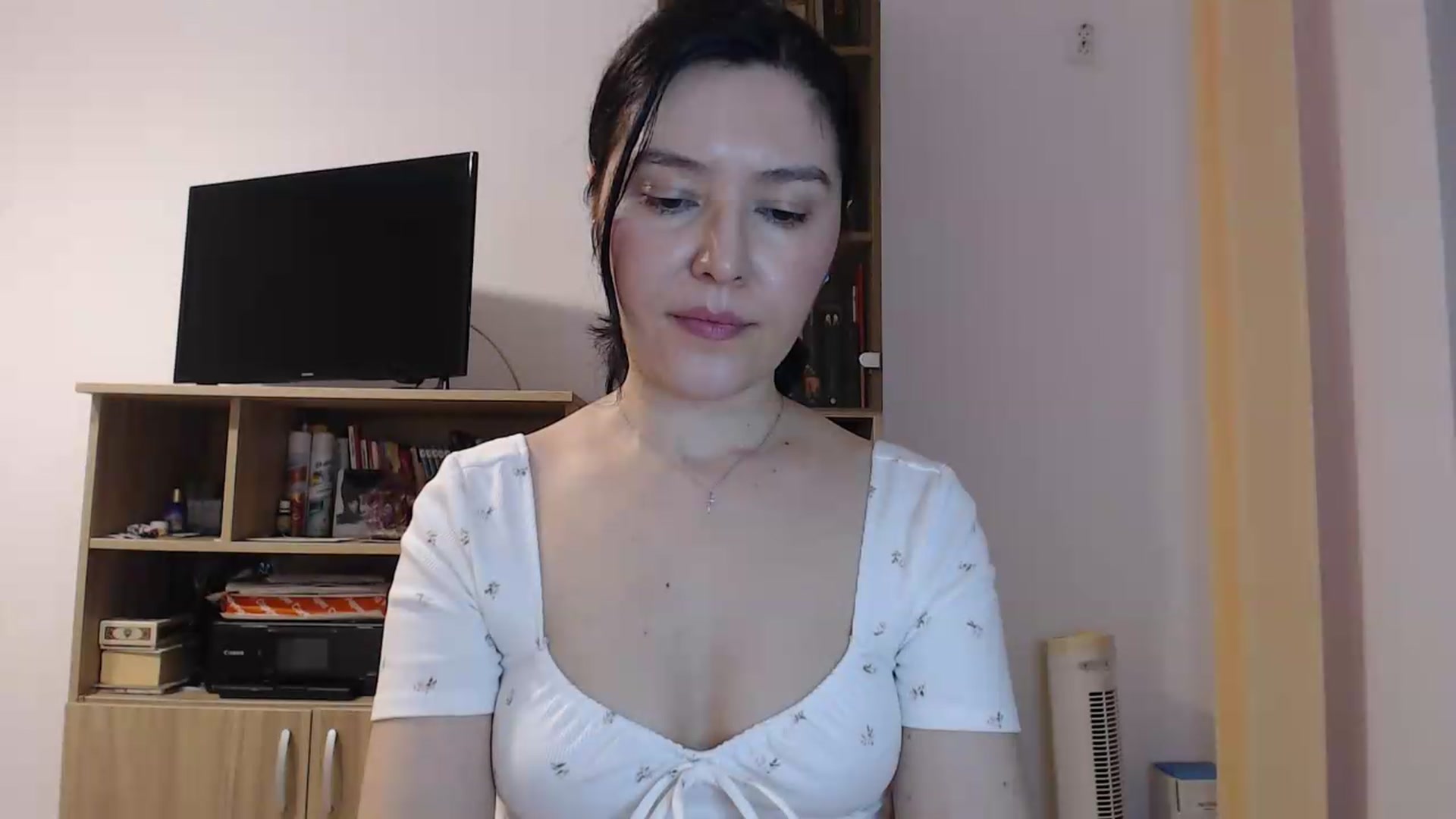 Gallery image thumbnail from SailorJupitr's myfreecams stream on, 05/09/2026, 19:09 image 15 of 20