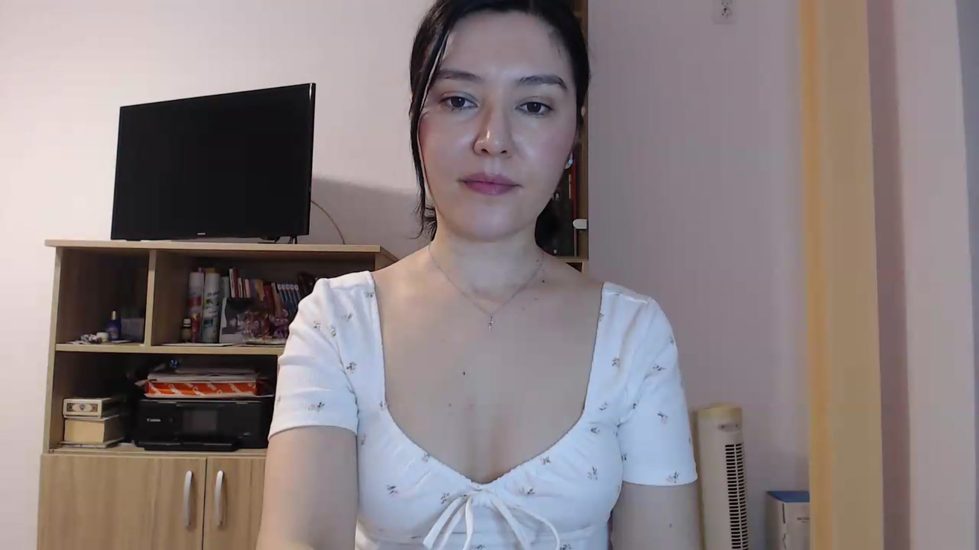 Gallery image thumbnail from SailorJupitr's myfreecams stream on, 05/09/2026, 19:09 image 3 of 20