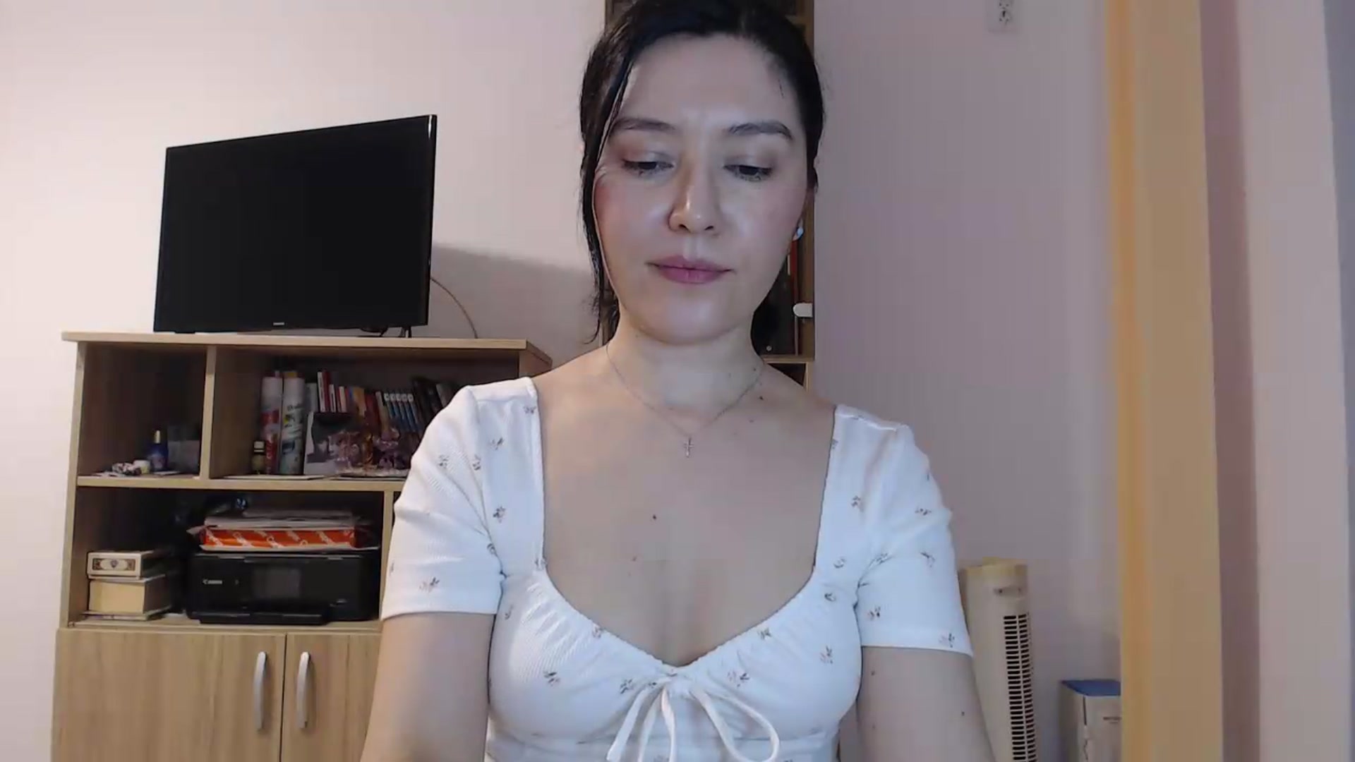 Gallery image thumbnail from SailorJupitr's myfreecams stream on, 05/09/2026, 19:09 image 8 of 20