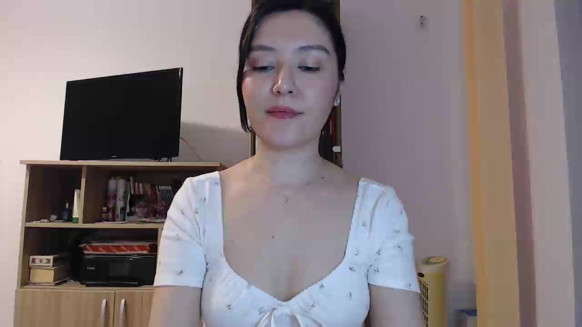Gallery image thumbnail from SailorJupitr's myfreecams stream on, 05/22/2026, 19:41 image 2 of 20
