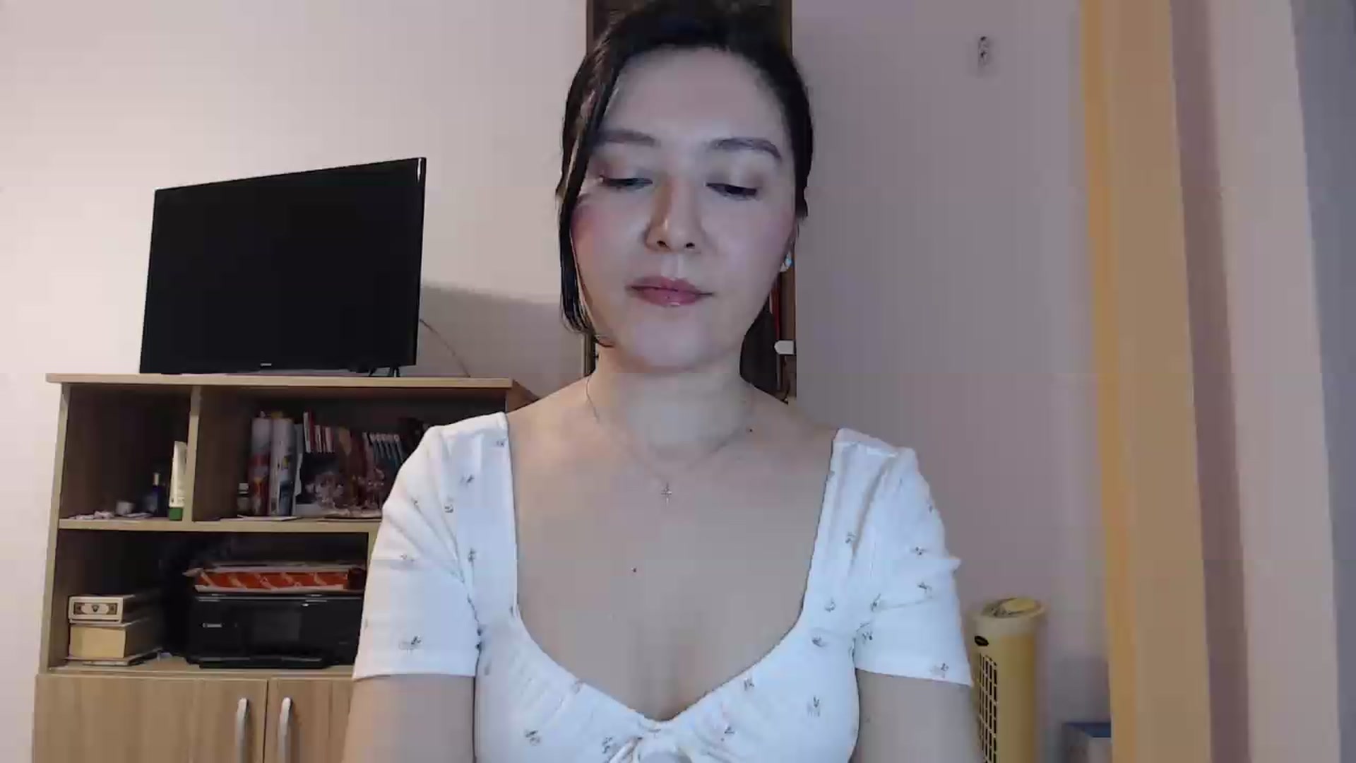 Gallery image thumbnail from SailorJupitr's myfreecams stream on, 05/22/2026, 19:41 image 5 of 20