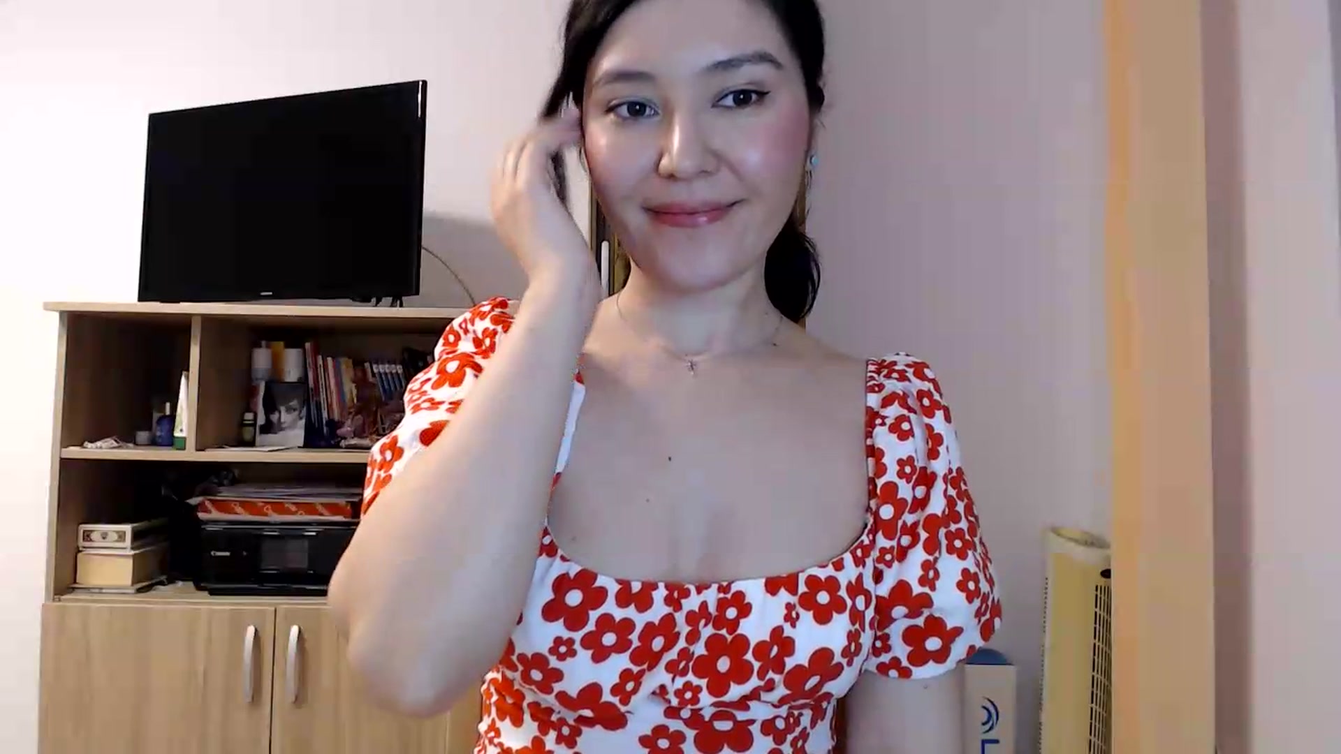 Gallery image thumbnail from SailorJupitr's myfreecams stream on, 06/02/2026, 21:03 image 15 of 20