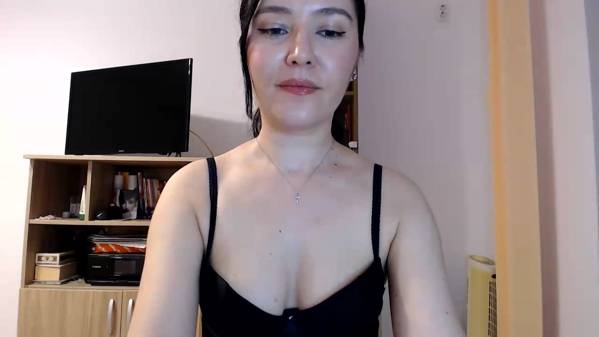 Gallery image thumbnail from SailorJupitr's myfreecams stream on, 06/06/2026, 21:06 image 11 of 20