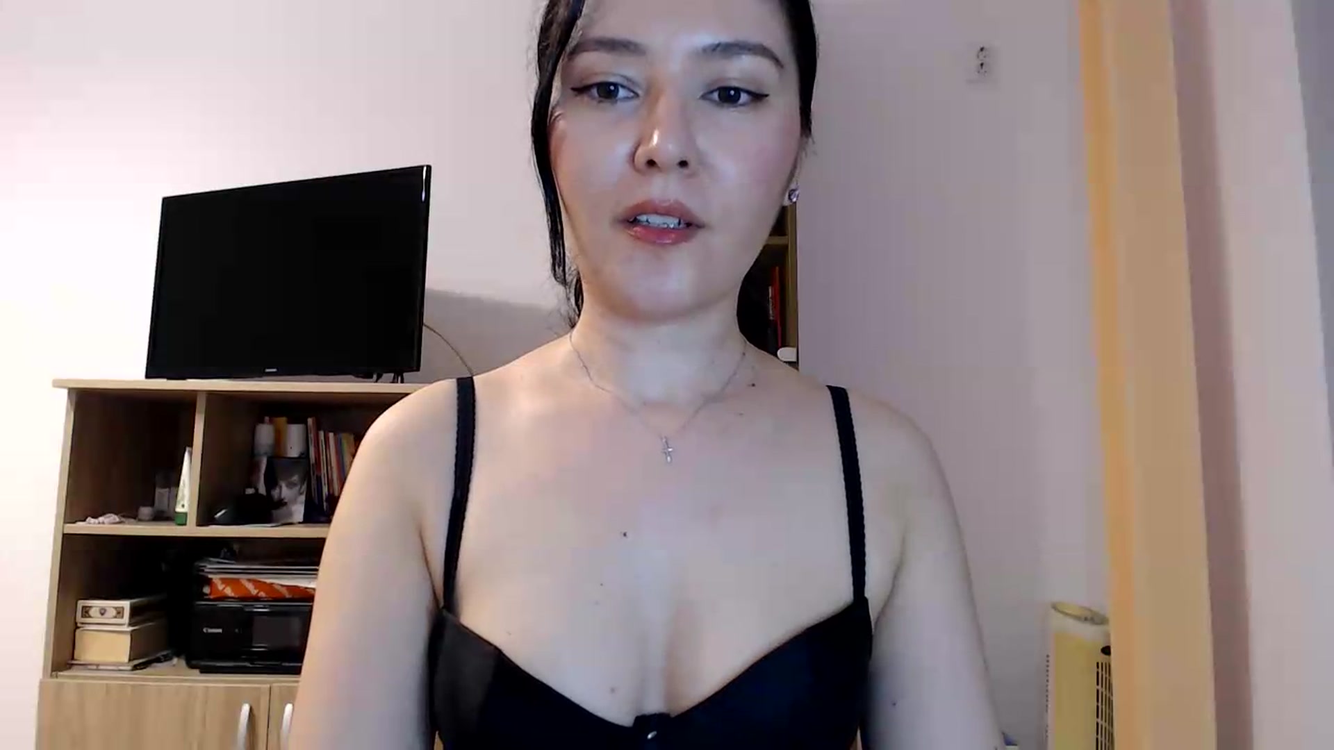 Gallery image thumbnail from SailorJupitr's myfreecams stream on, 06/06/2026, 21:06 image 8 of 20