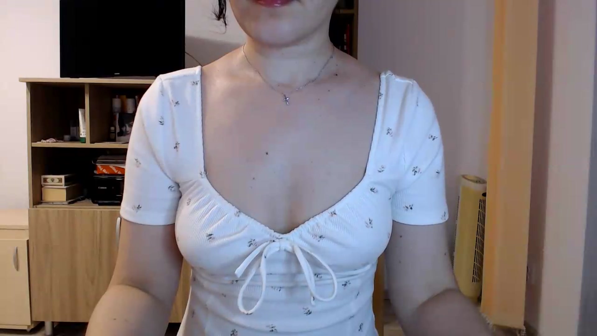 Gallery image thumbnail from SailorJupitr's myfreecams stream on, 06/11/2026, 20:50 image 4 of 20