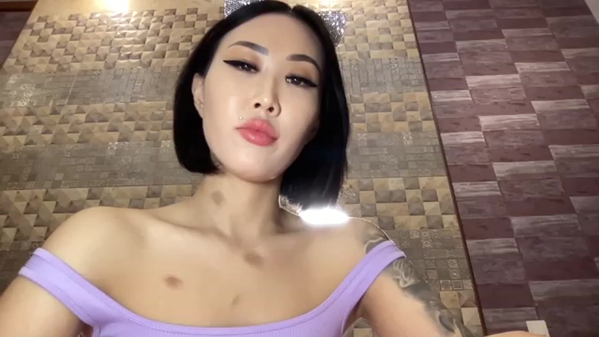 Gallery image thumbnail from SailorMoon_JN's myfreecams stream on, 04/13/2023, 23:37 image 2 of 20