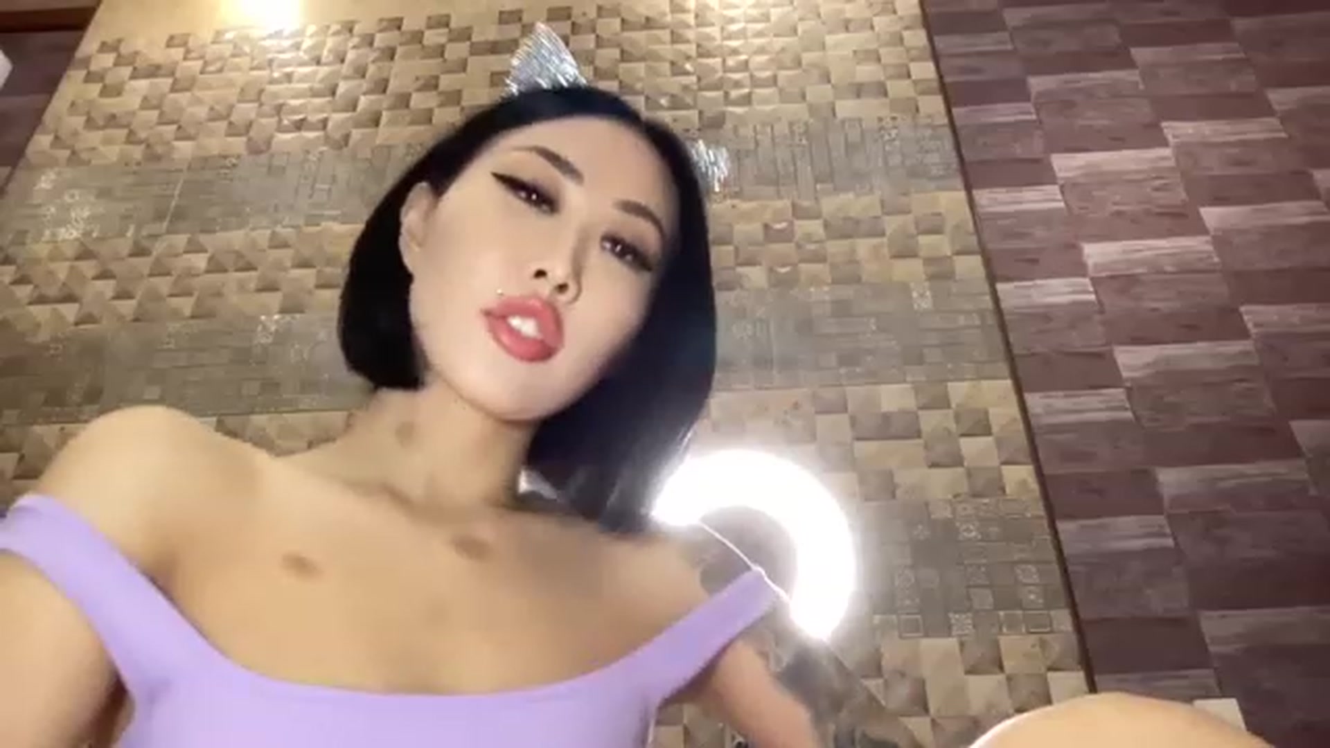 Gallery image thumbnail from SailorMoon_JN's myfreecams stream on, 04/13/2023, 23:37 image 20 of 20