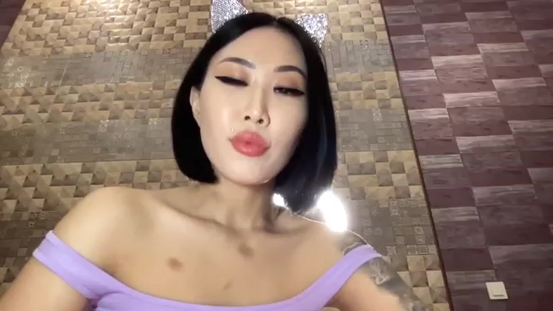 Gallery image thumbnail from SailorMoon_JN's myfreecams stream on, 04/13/2023, 23:37 image 16 of 20