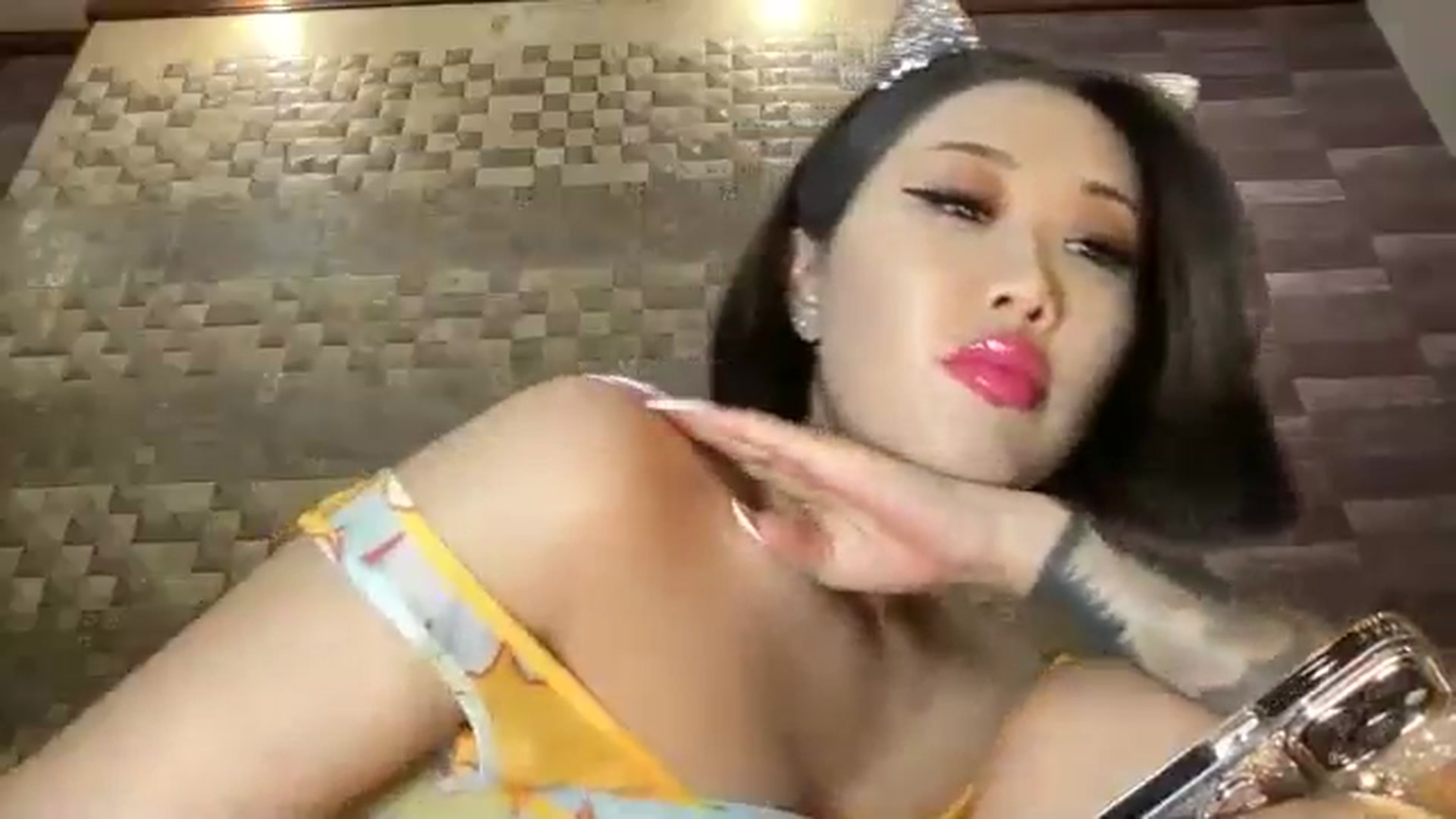 Gallery image thumbnail from SailorMoon_JN's myfreecams stream on, 12/31/2024, 19:05 image 13 of 20