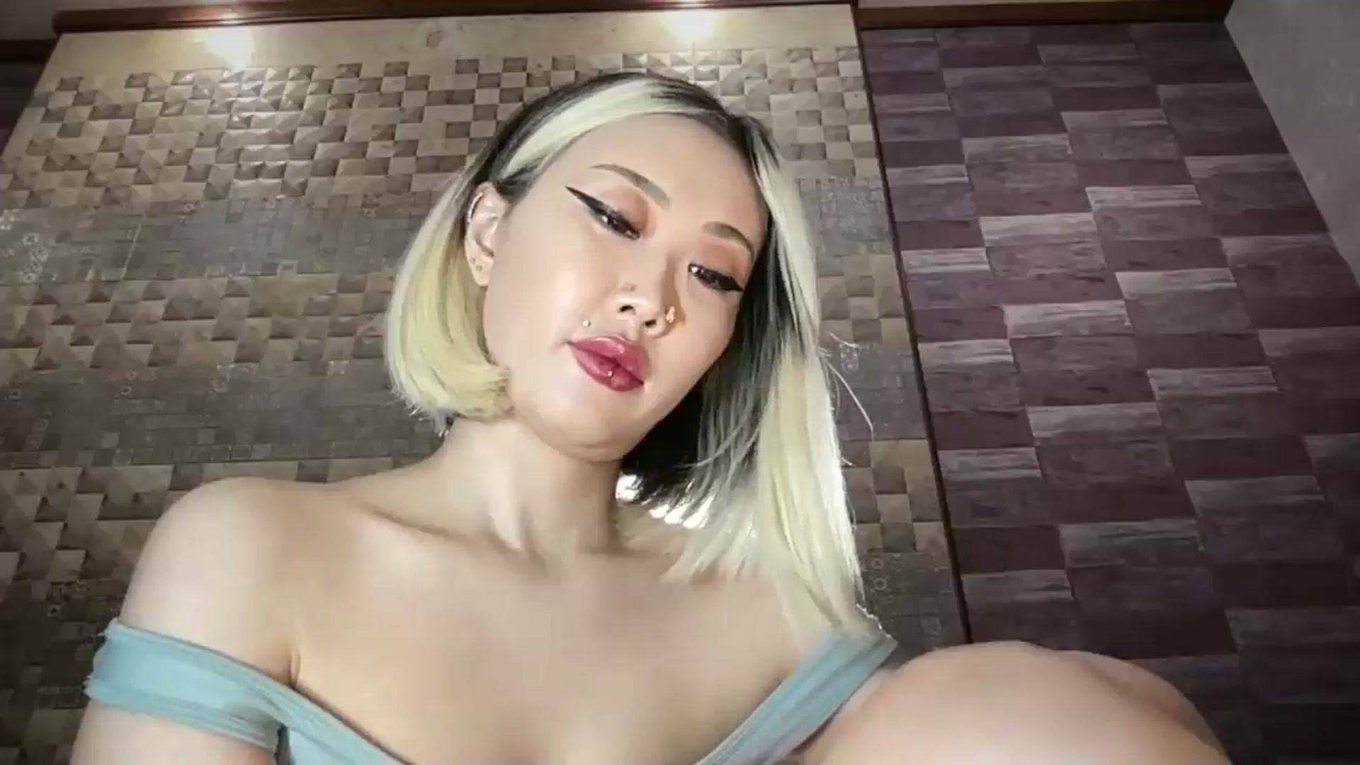 Gallery image thumbnail from SailorMoon_JN's myfreecams stream on, 02/16/2026, 18:57 image 14 of 20