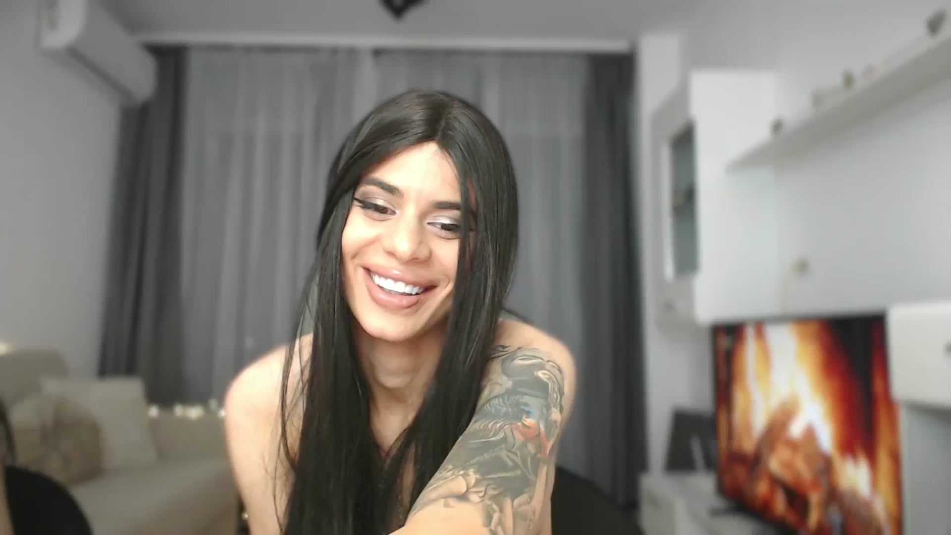 Gallery image thumbnail from SaintAless's myfreecams stream on, 10/17/2023, 03:46 image 14 of 20
