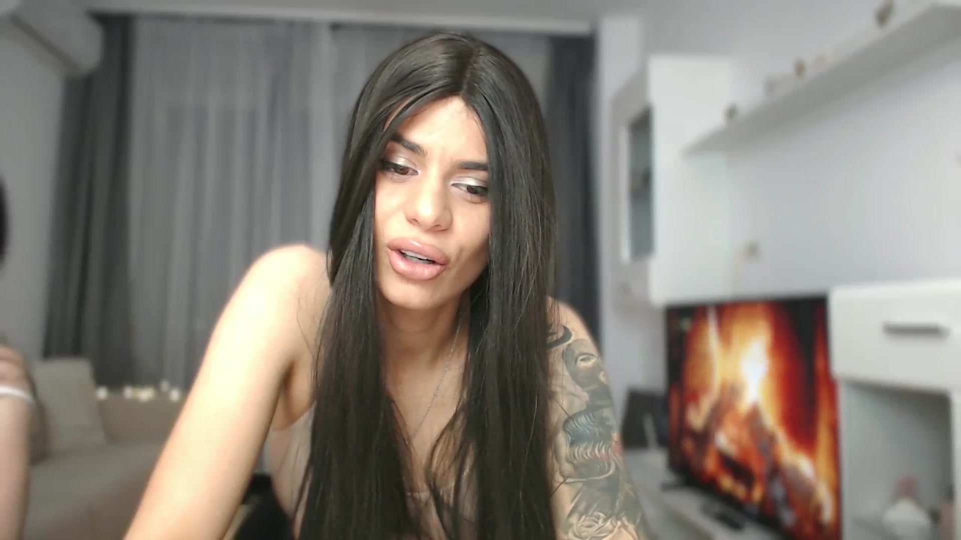 Gallery image thumbnail from SaintAless's myfreecams stream on, 10/17/2023, 03:46 image 7 of 20