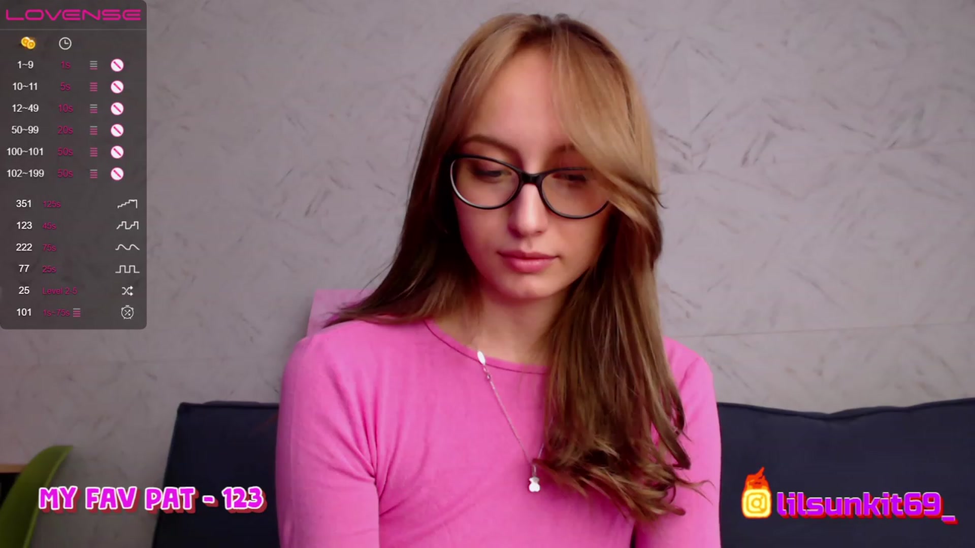Gallery image thumbnail from SaintAngie's myfreecams stream on, 11/27/2022, 05:50 image 2 of 20