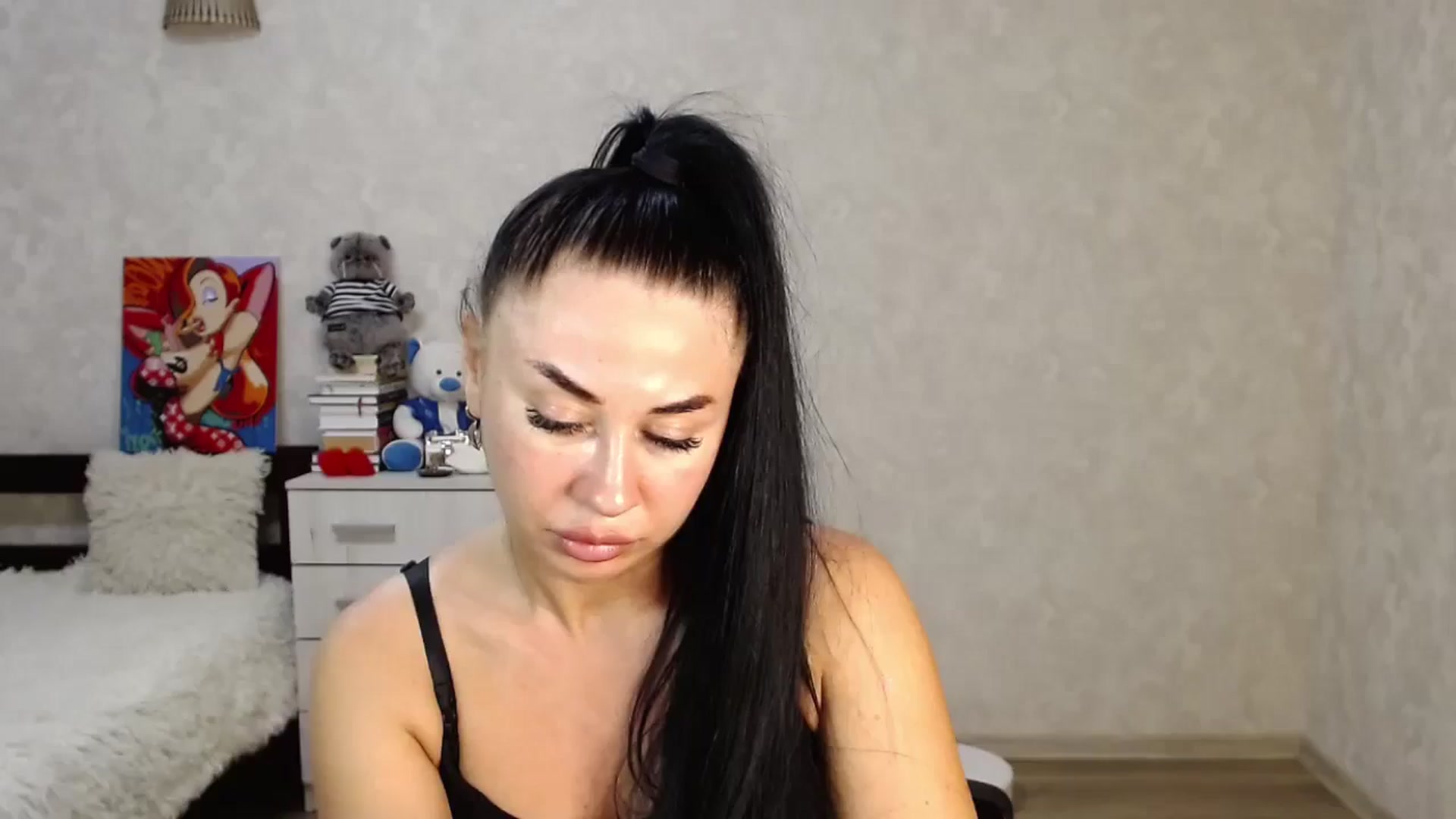 Gallery image thumbnail from SaintNicole's myfreecams stream on, 06/05/2024, 20:45 image 3 of 20