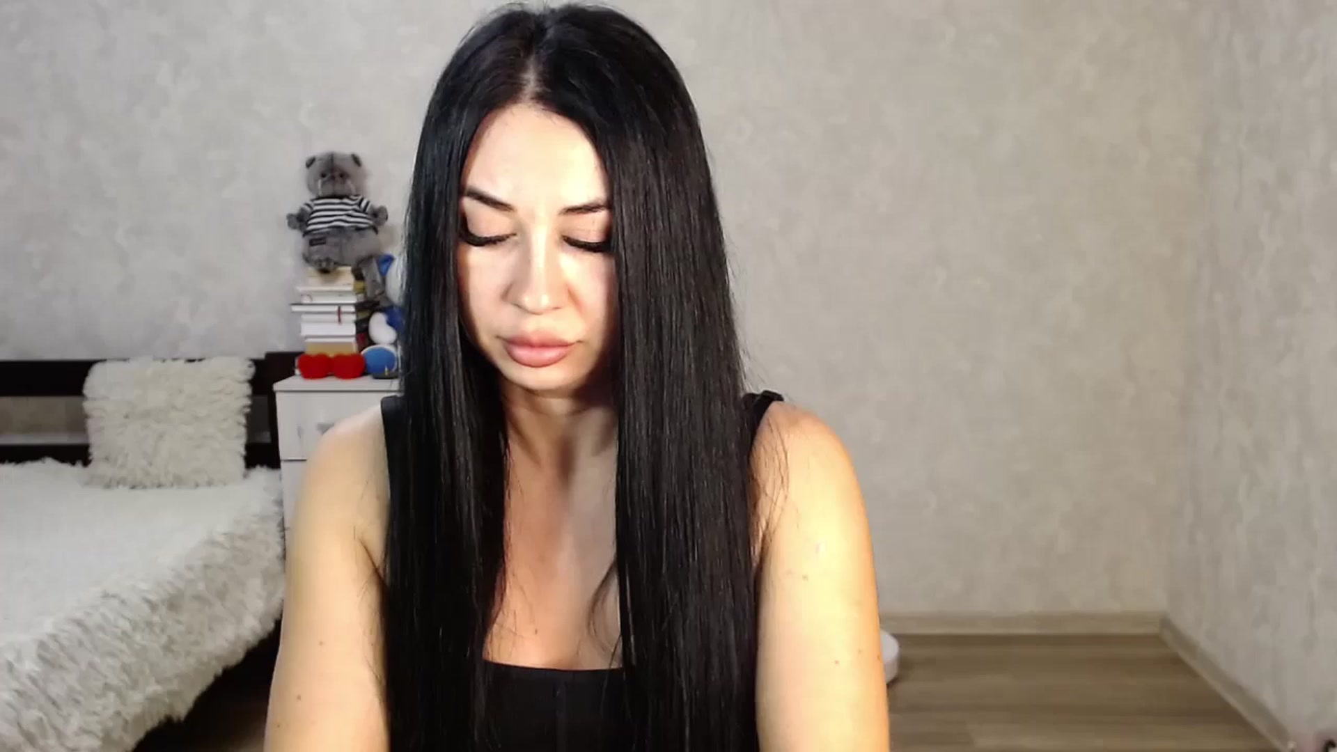 Gallery image thumbnail from SaintNicole's myfreecams stream on, 06/16/2024, 23:54 image 17 of 20